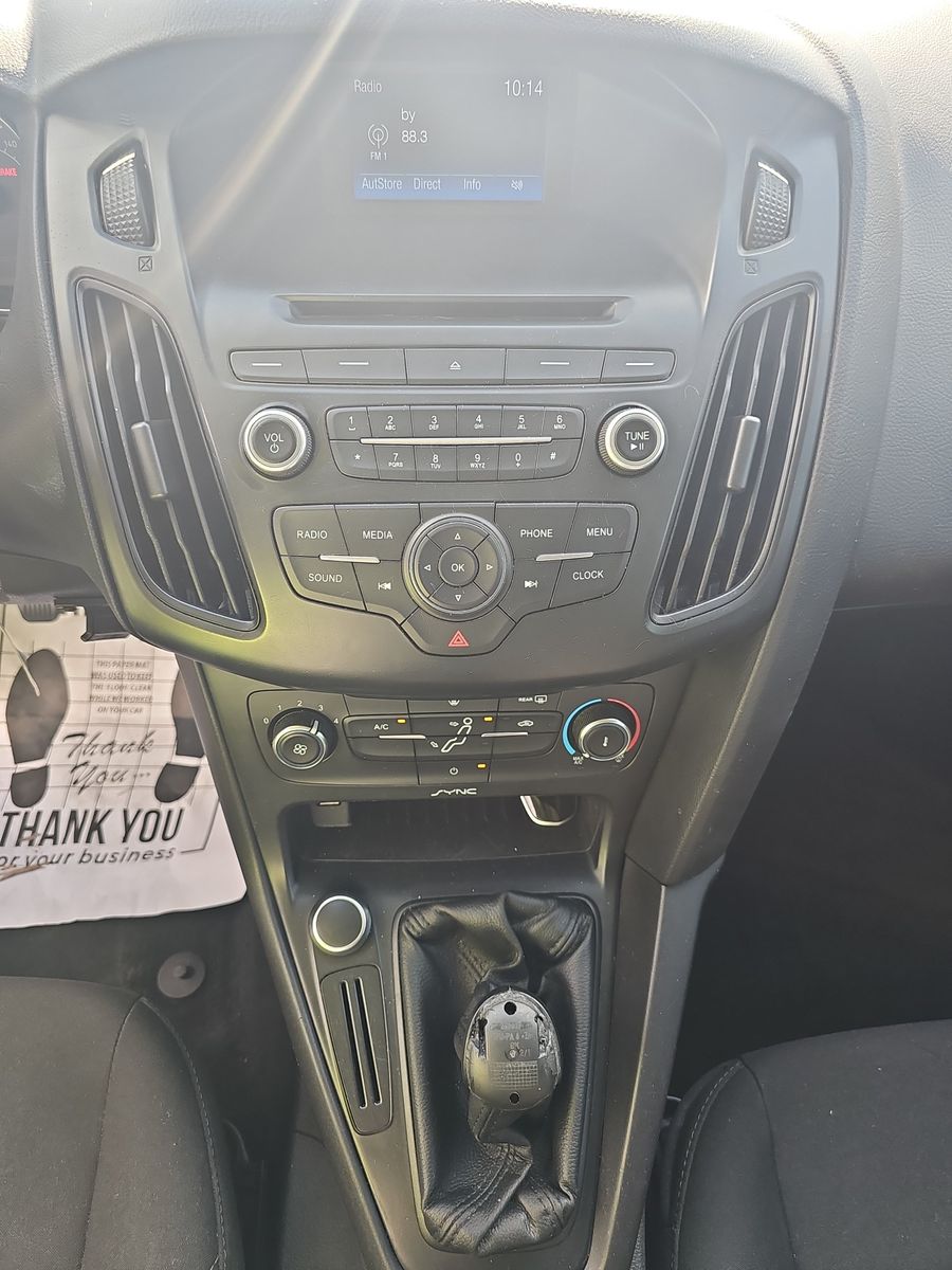 2016 Ford Focus S FWD