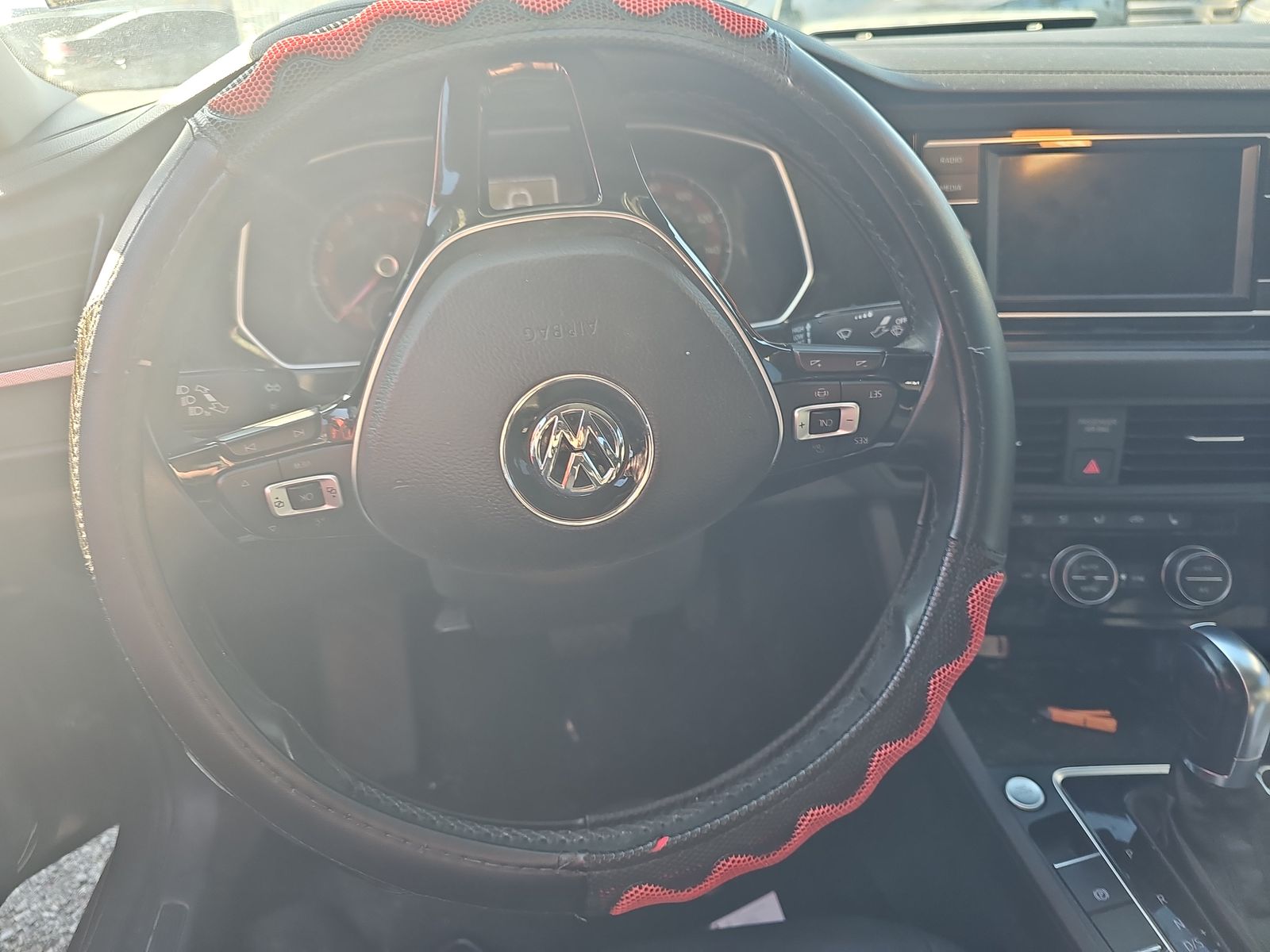 2019 Volkswagen Jetta 1.4T R-Line FWD