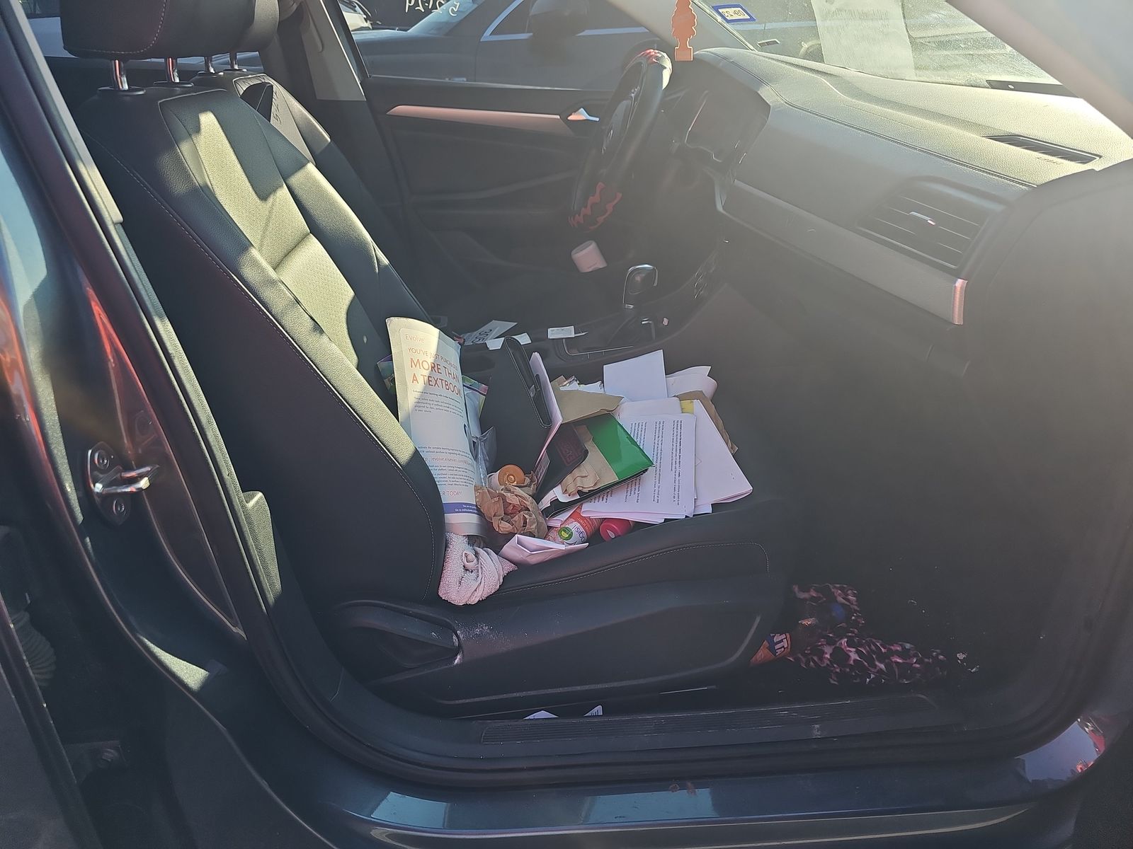 2019 Volkswagen Jetta 1.4T R-Line FWD