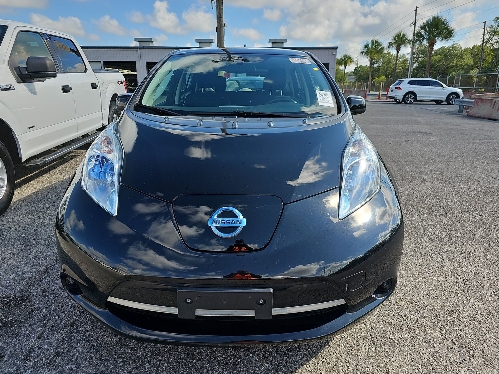 2014 Nissan LEAF S FWD