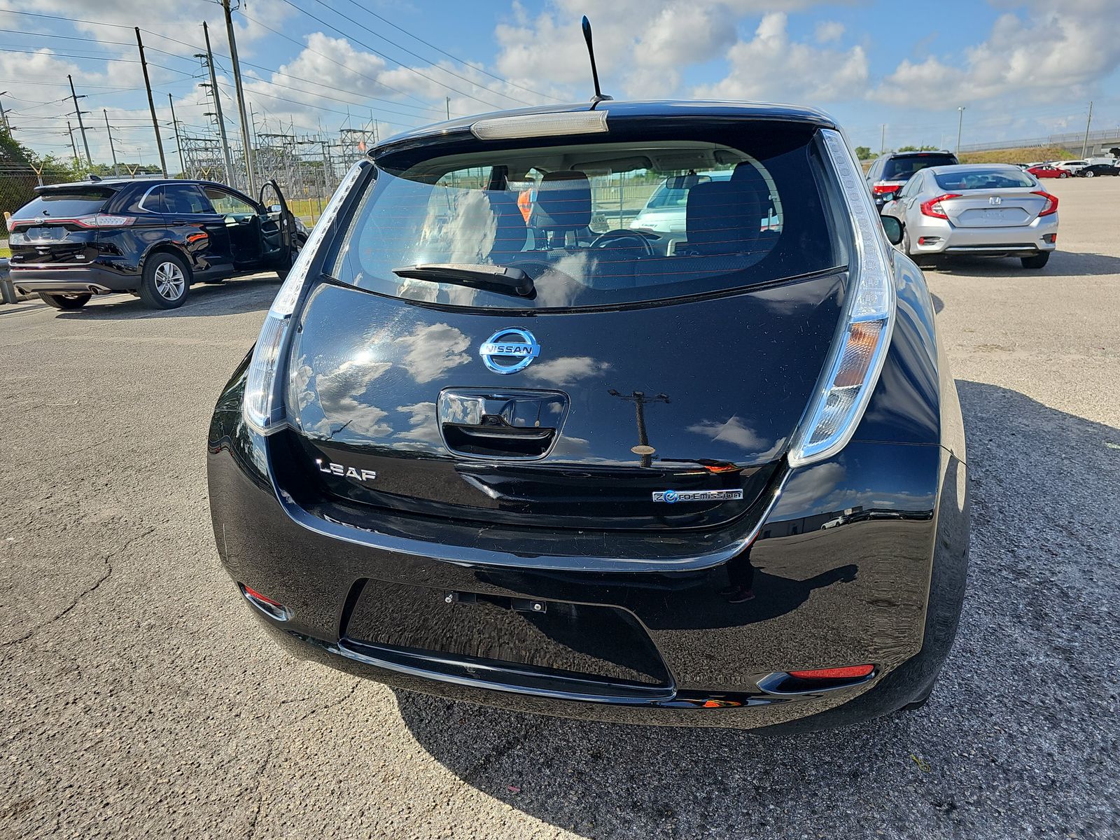 2014 Nissan LEAF S FWD