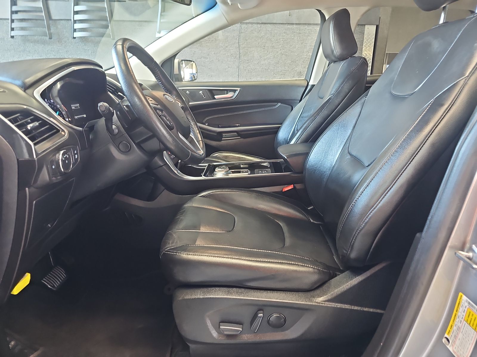 2020 Ford Edge Titanium AWD