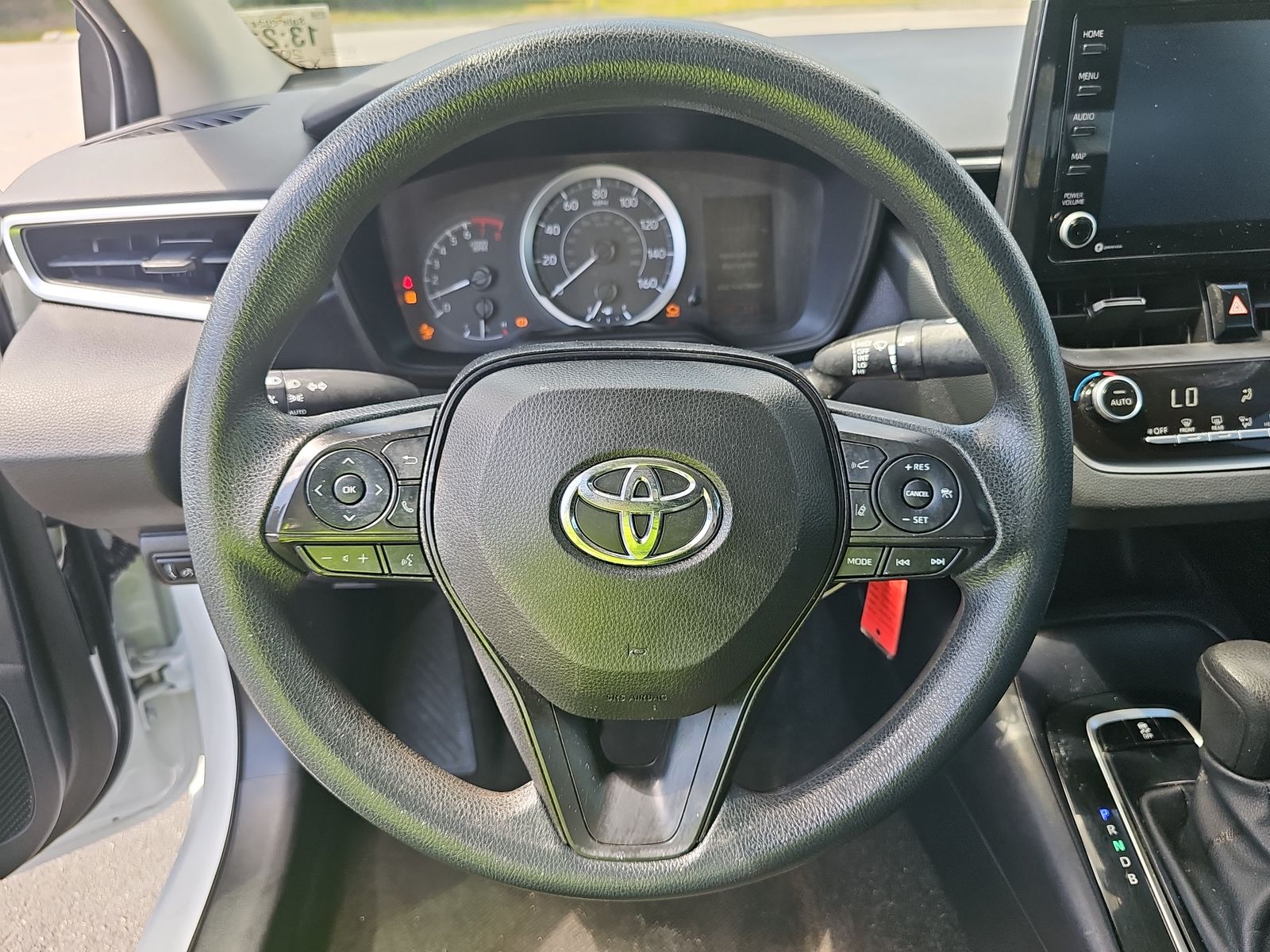 2022 Toyota Corolla LE FWD