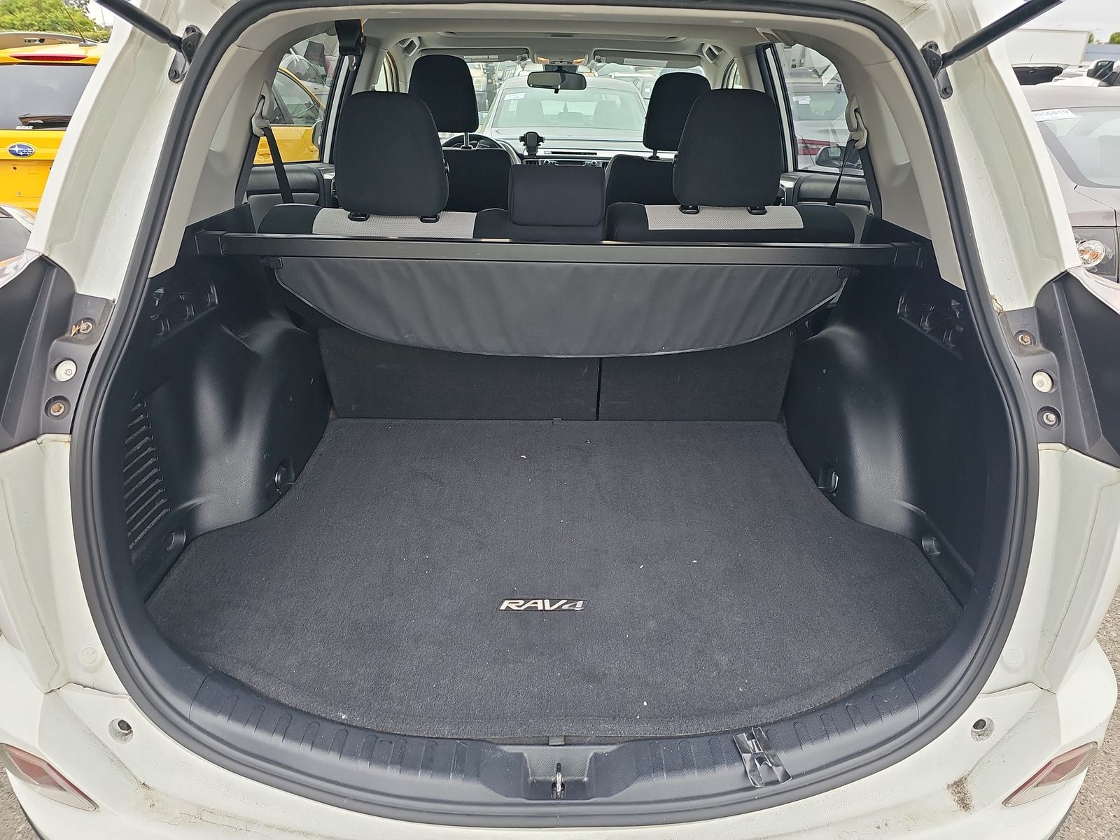 2017 Toyota RAV4 XLE FWD