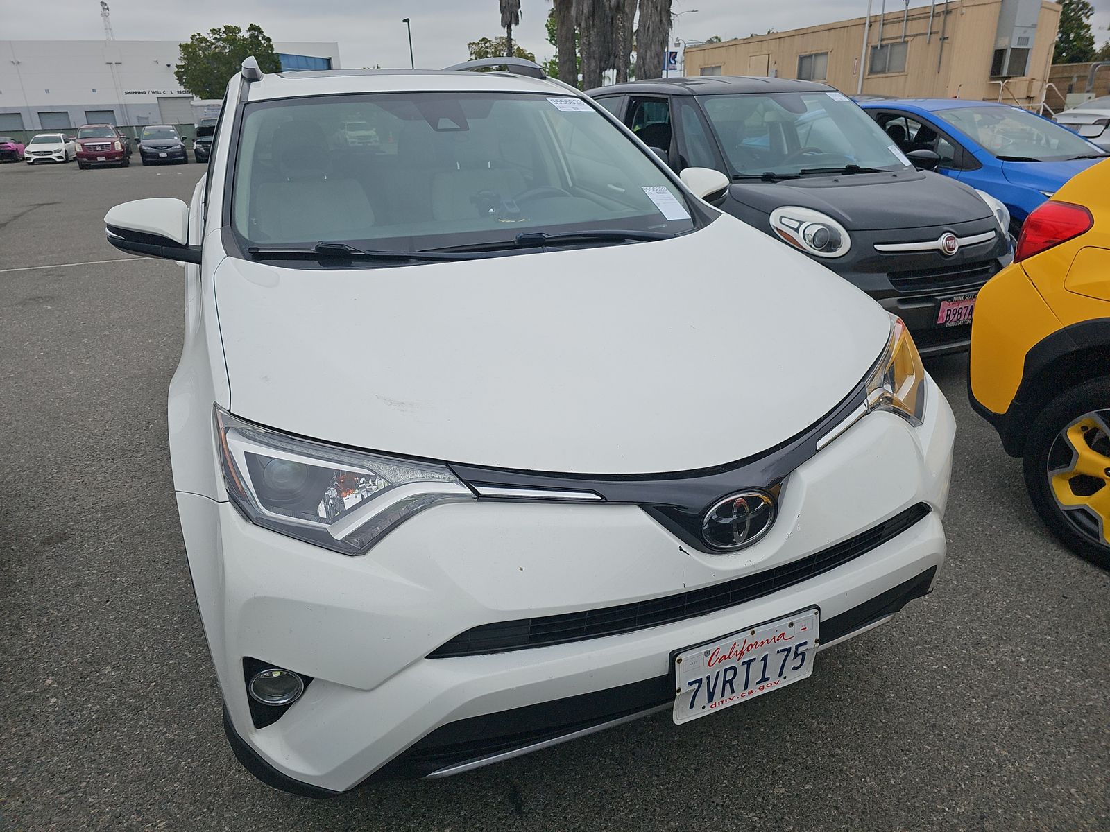 2017 Toyota RAV4 XLE FWD