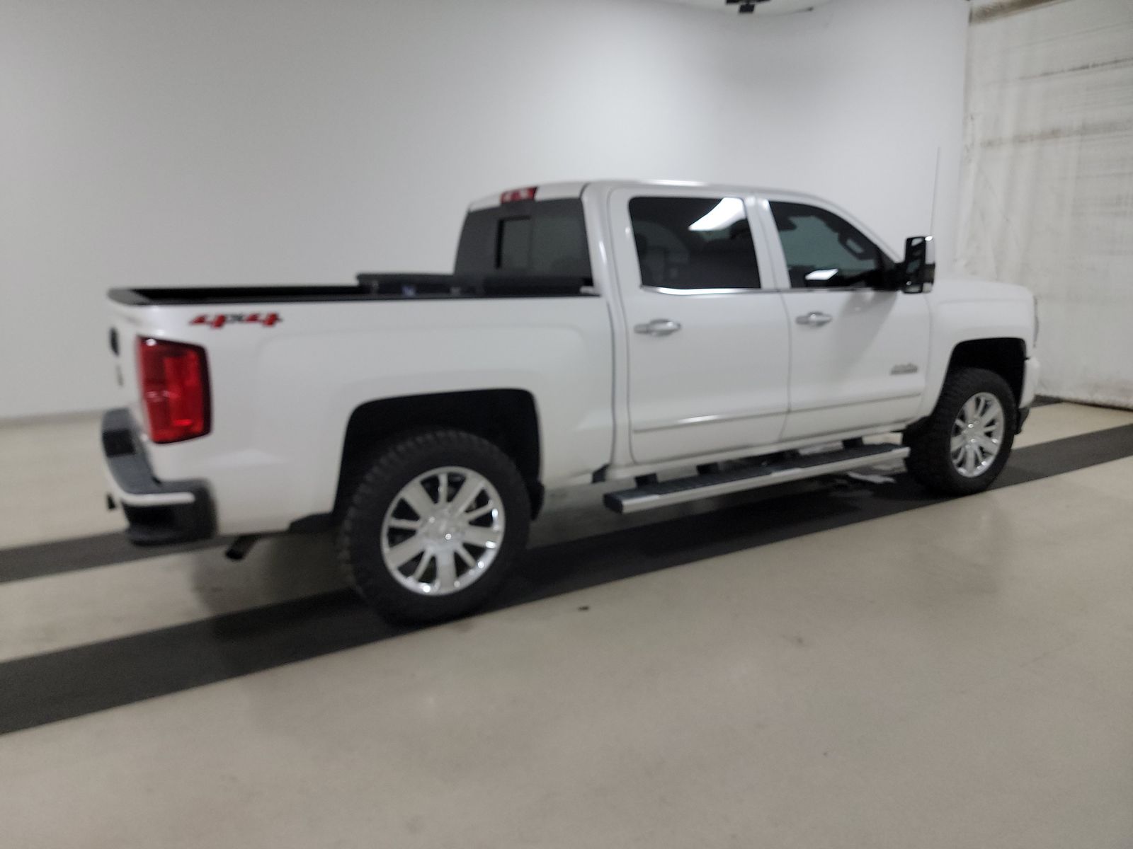 2018 Chevrolet Silverado 1500 High Country AWD