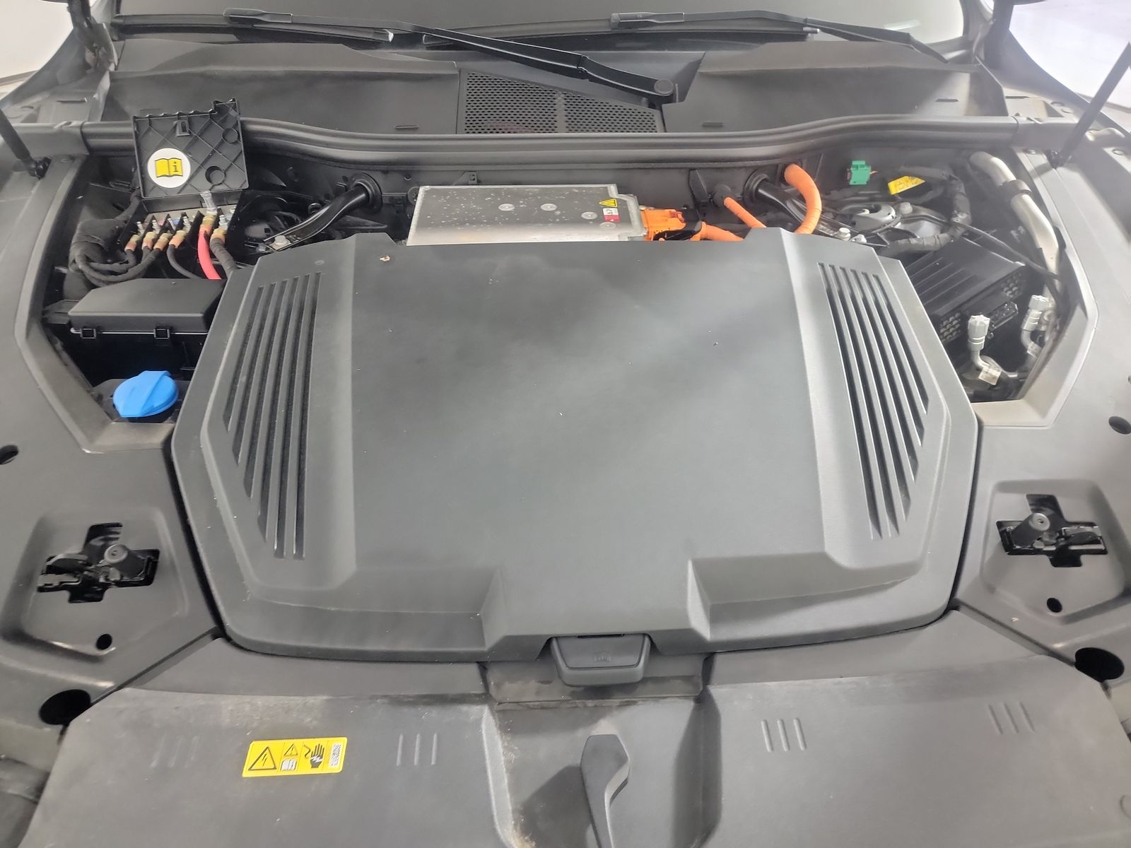 2021 Audi e-tron Premium AWD