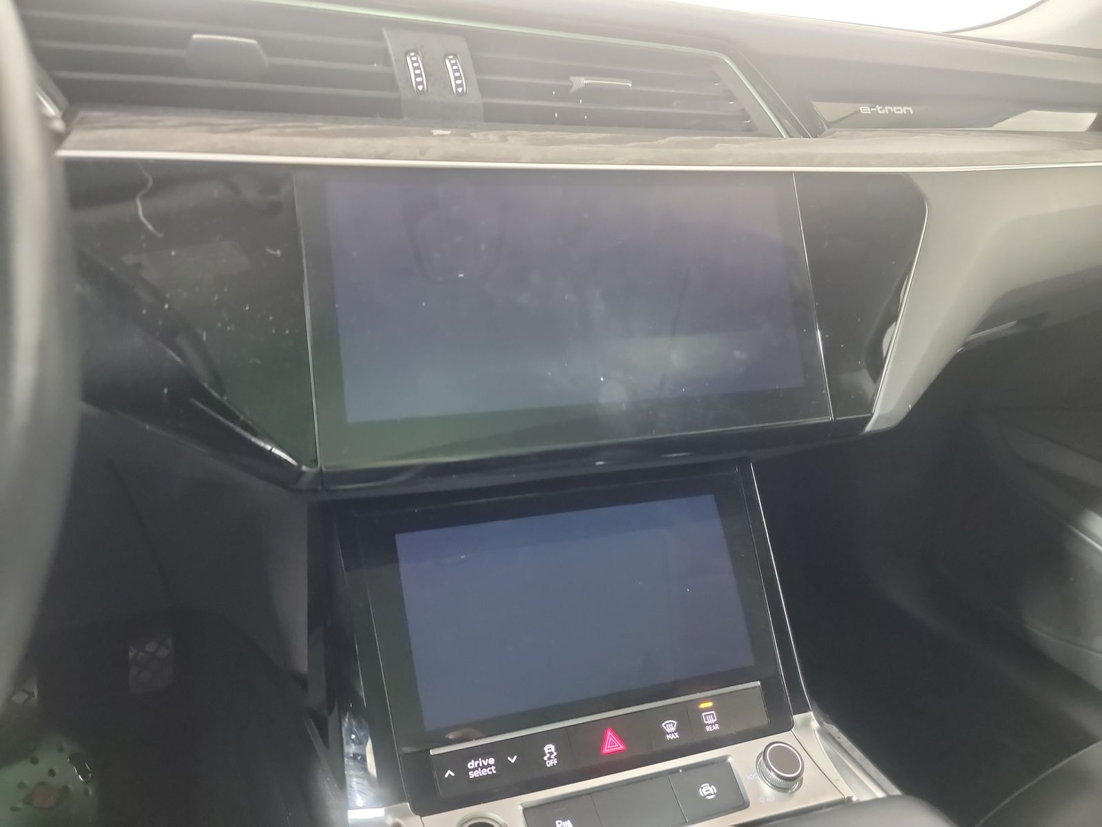 2021 Audi e-tron Premium AWD