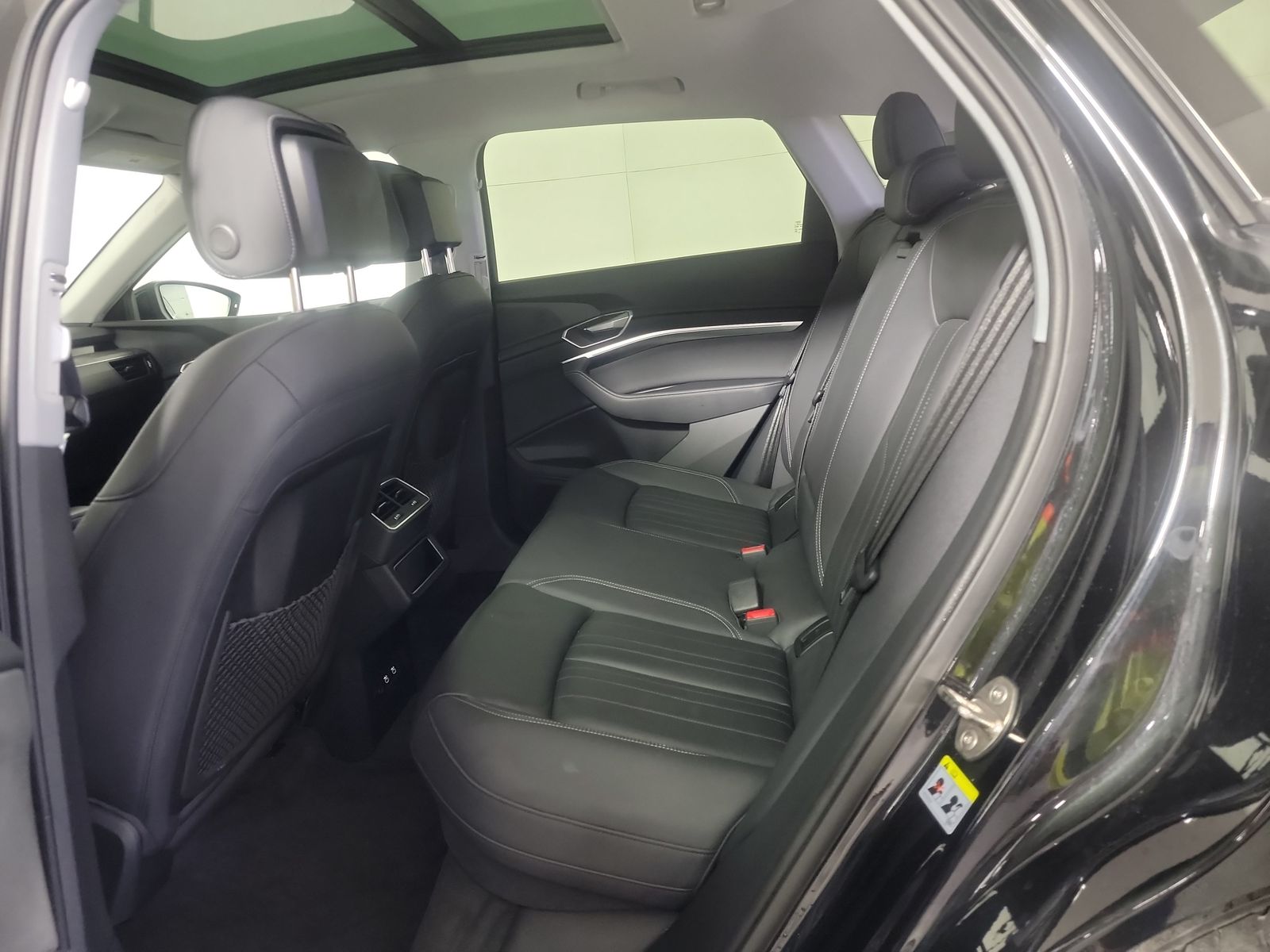 2021 Audi e-tron Premium AWD