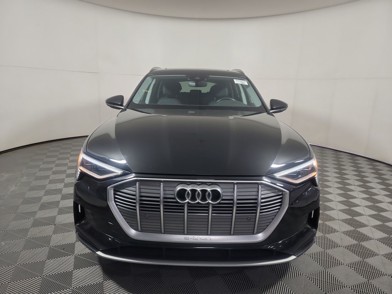 2021 Audi e-tron Premium AWD