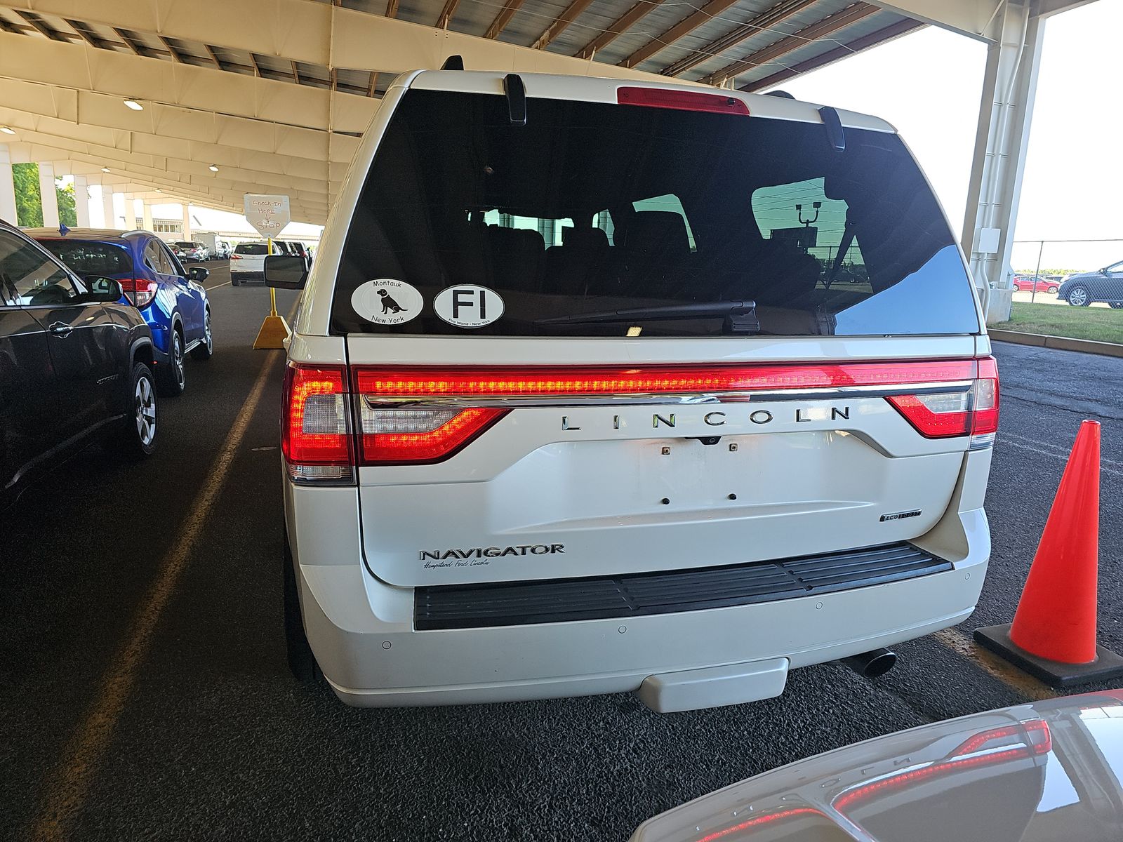 2016 Lincoln Navigator Select AWD