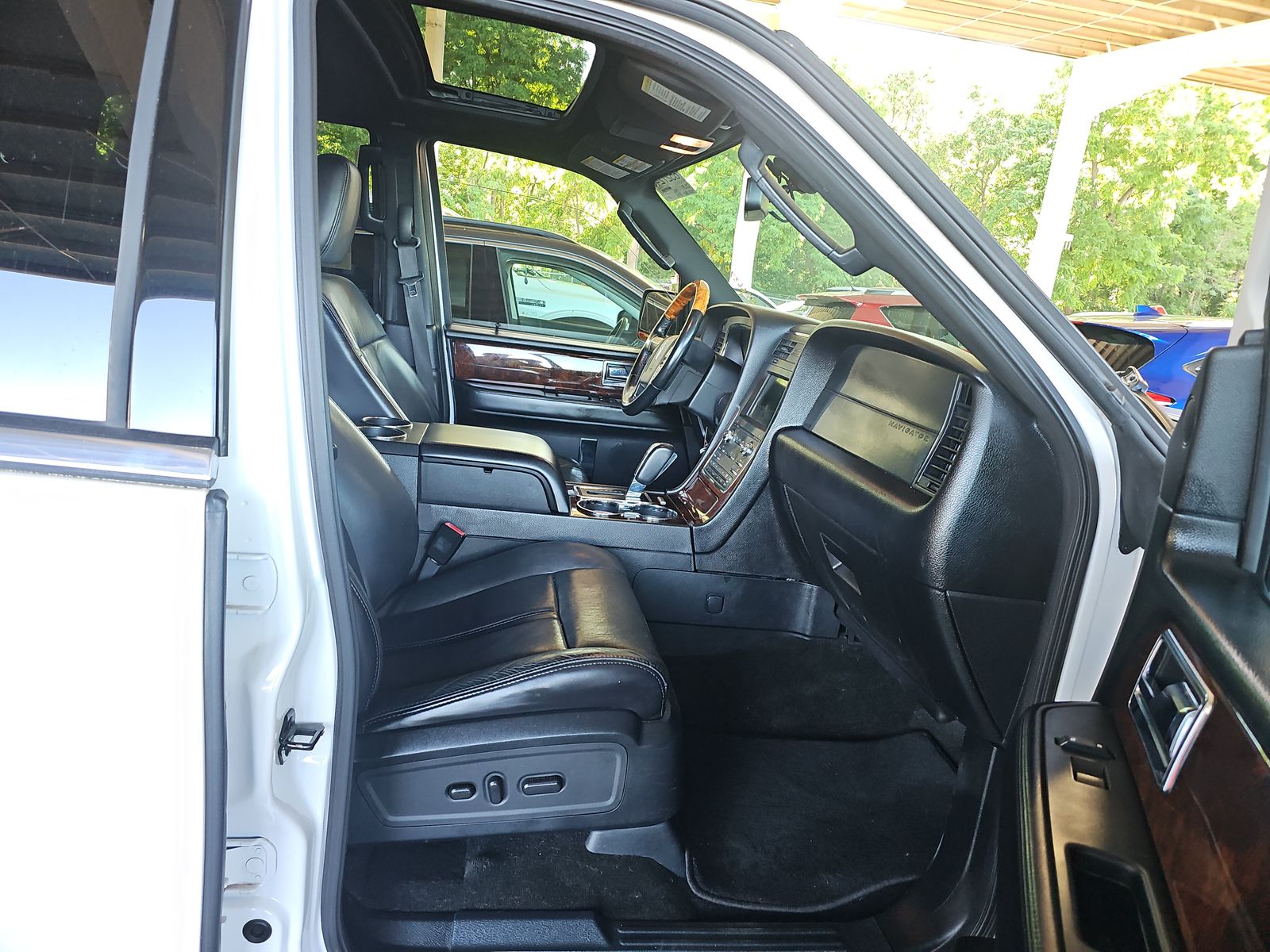 2016 Lincoln Navigator Select AWD