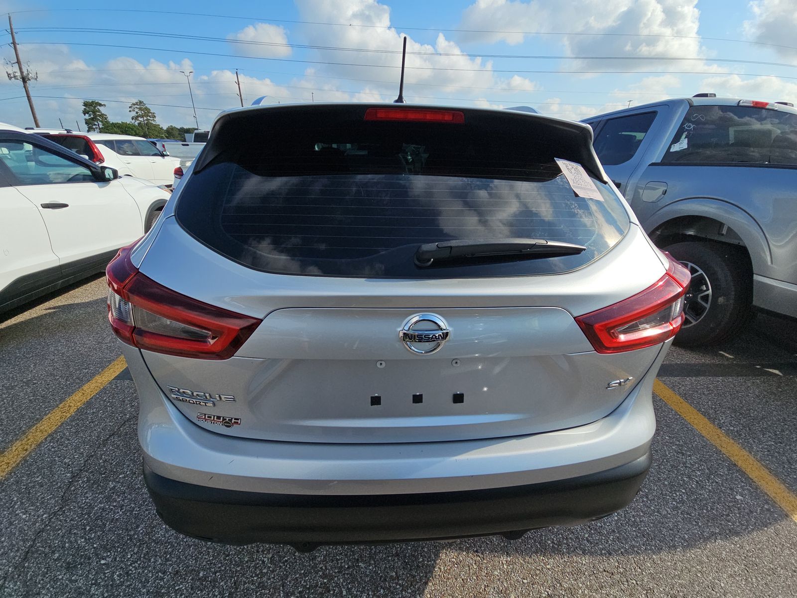 2020 Nissan Rogue Sport SV FWD