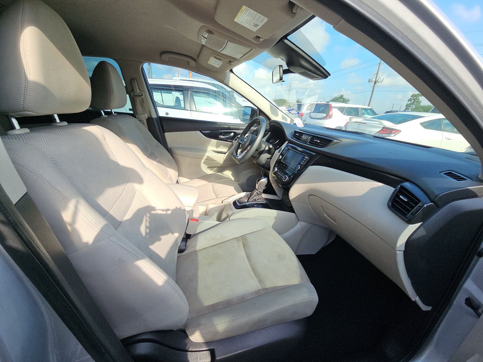 2020 Nissan Rogue Sport SV FWD