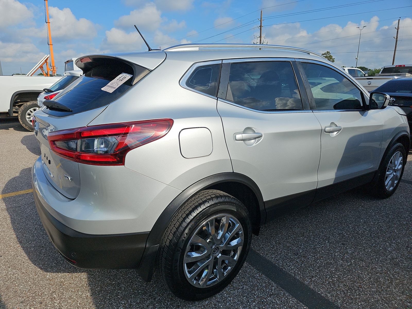2020 Nissan Rogue Sport SV FWD