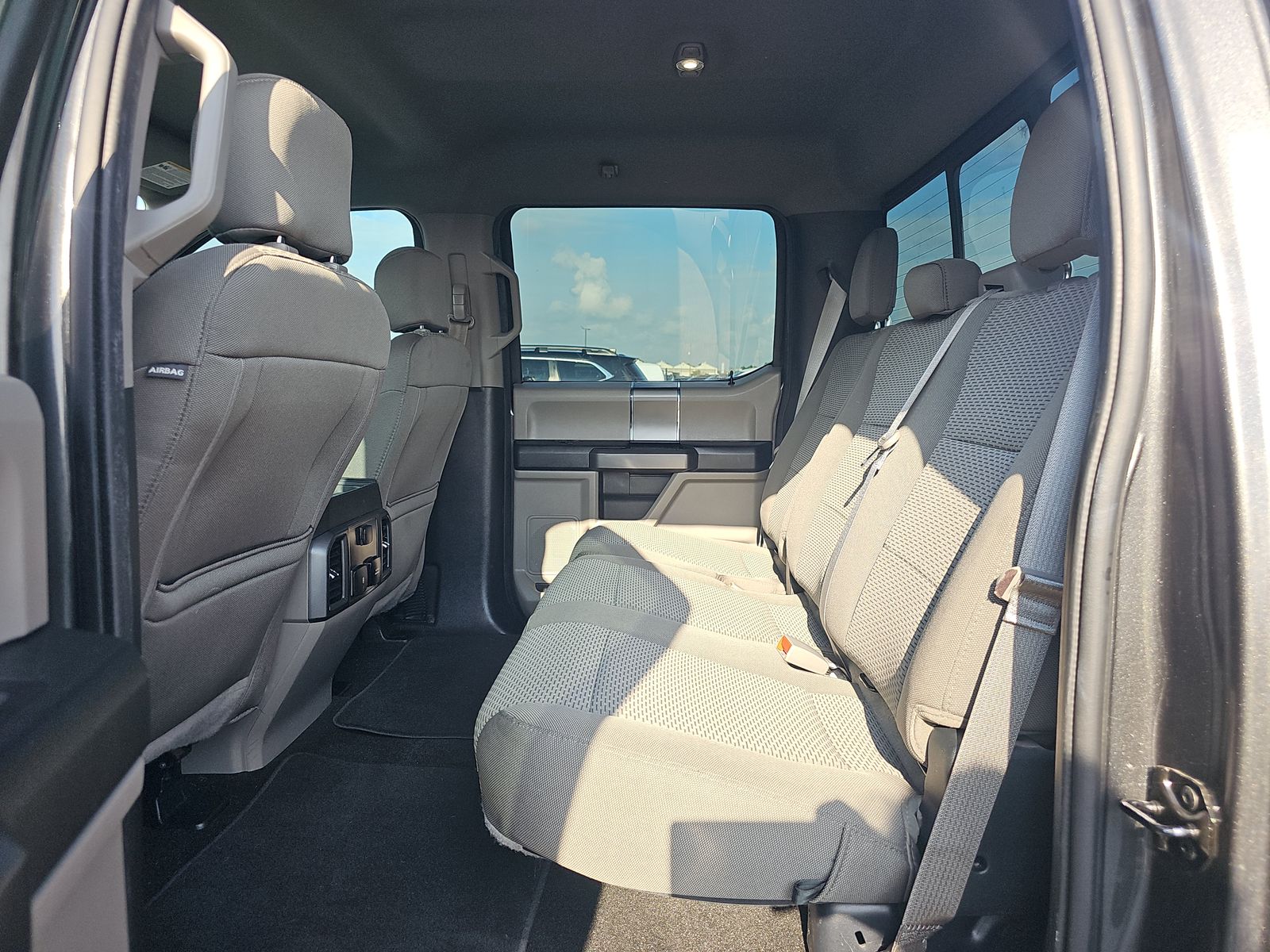 2020 Ford F-150 XLT RWD