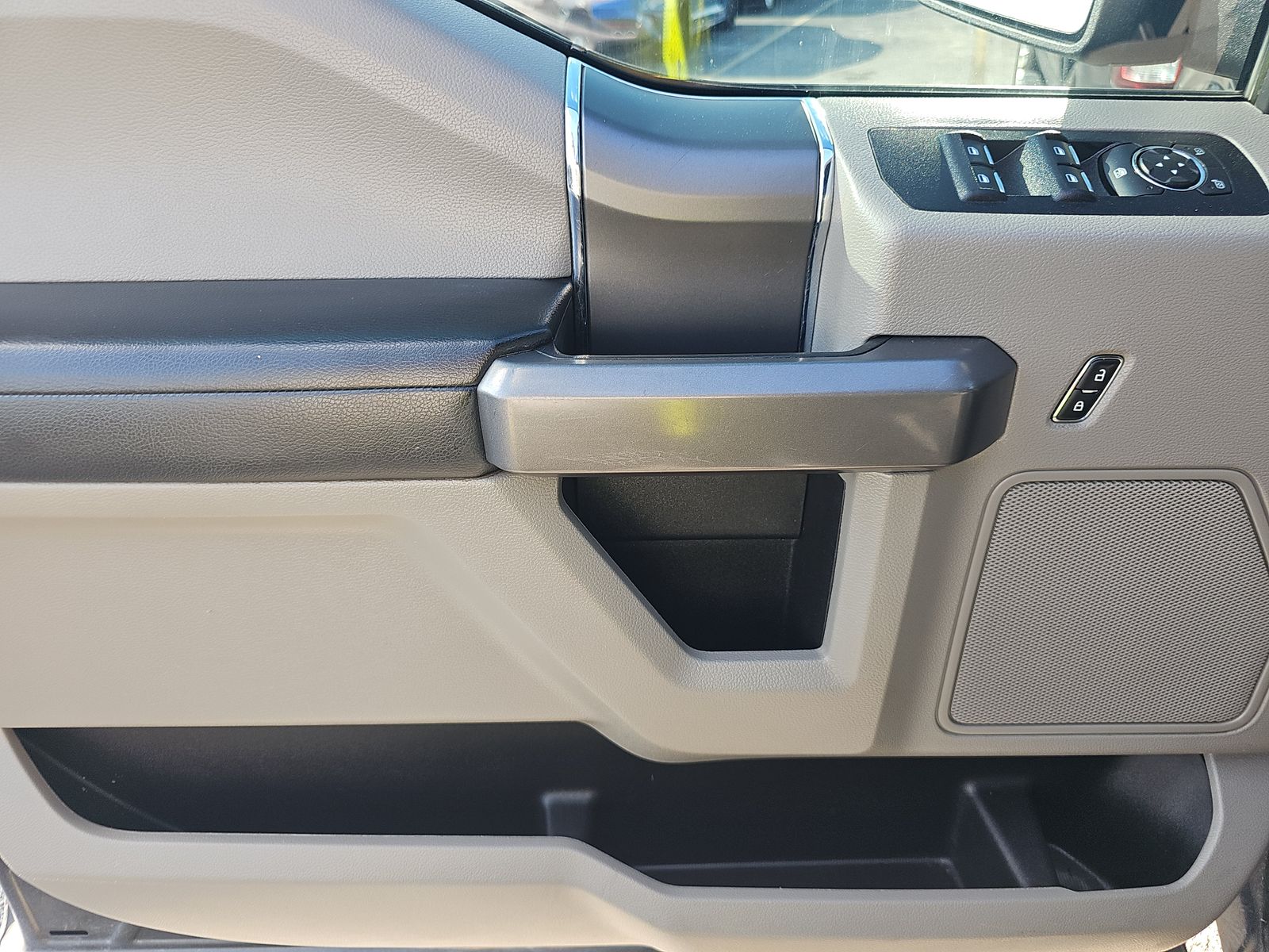 2020 Ford F-150 XLT RWD