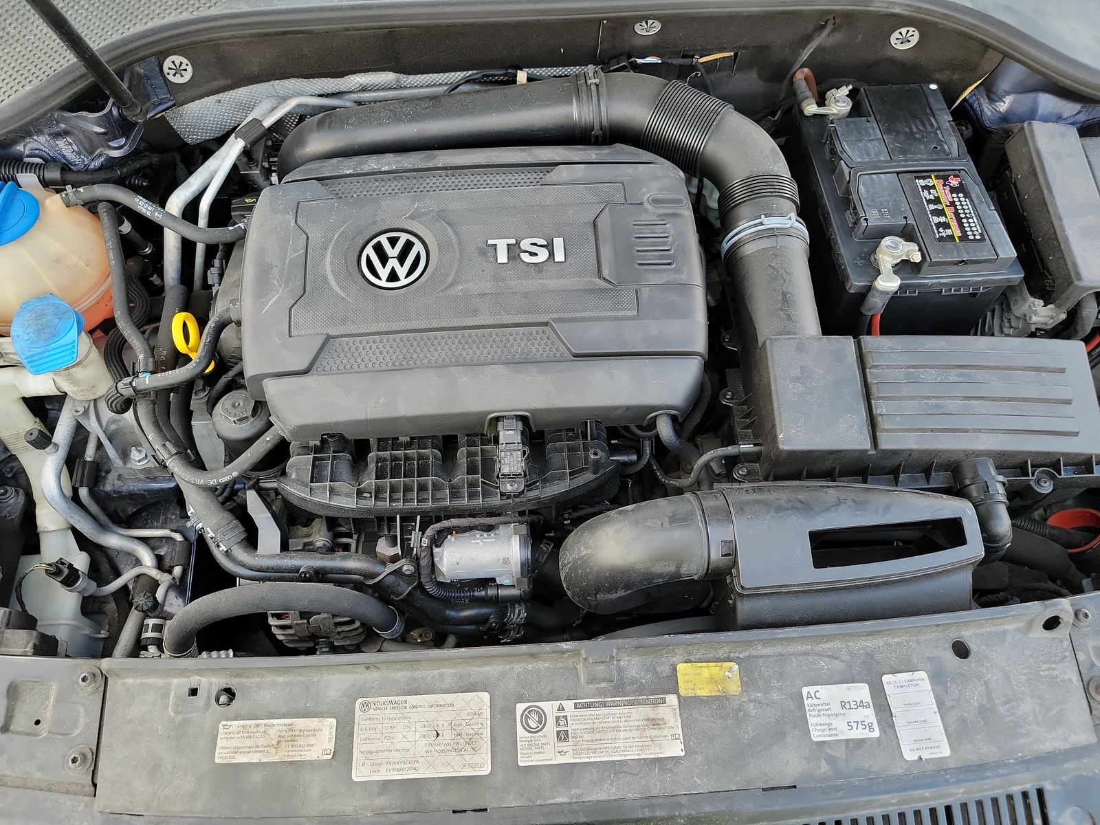 2014 Volkswagen Passat 1.8T SE FWD