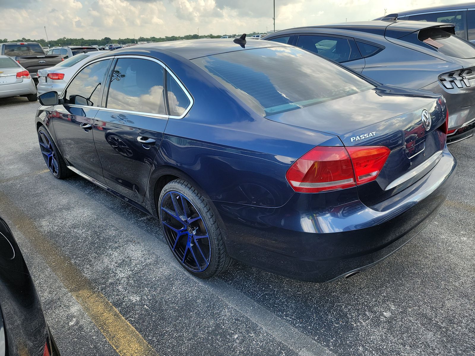 2014 Volkswagen Passat 1.8T SE FWD