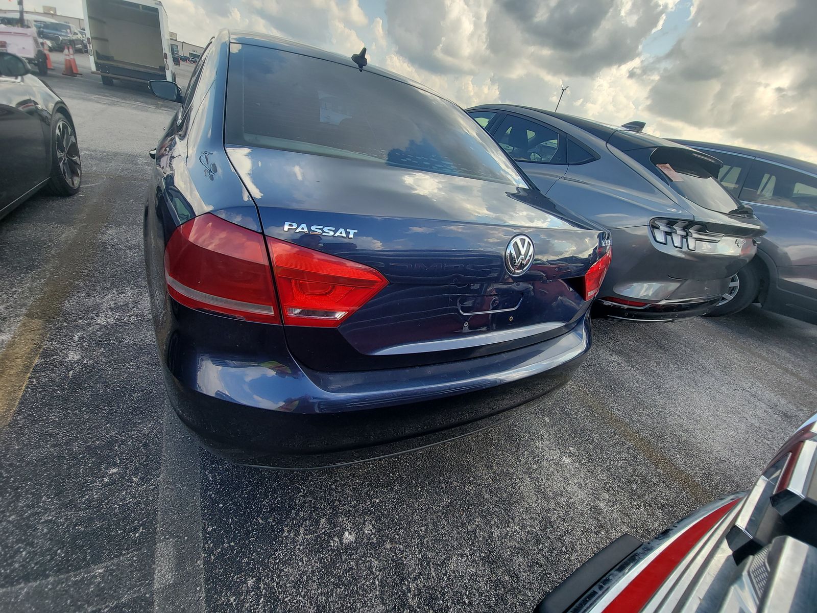 2014 Volkswagen Passat 1.8T SE FWD