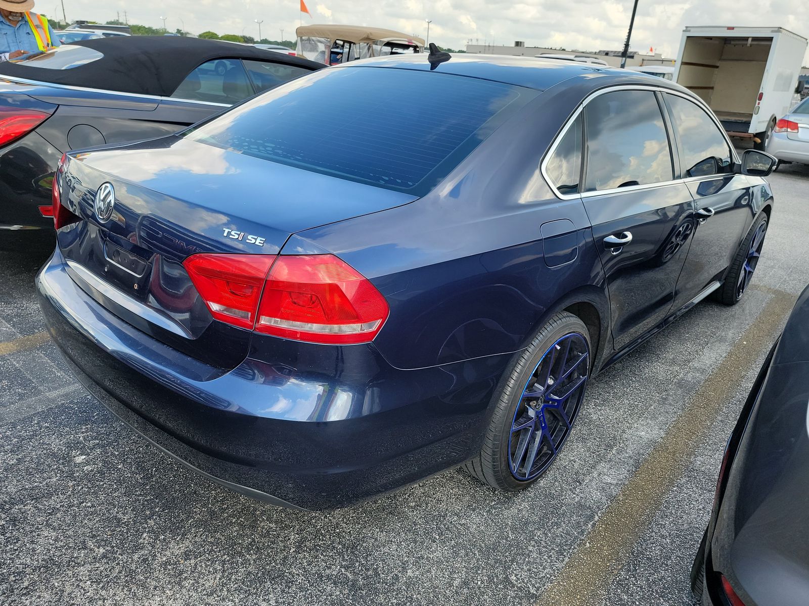 2014 Volkswagen Passat 1.8T SE FWD