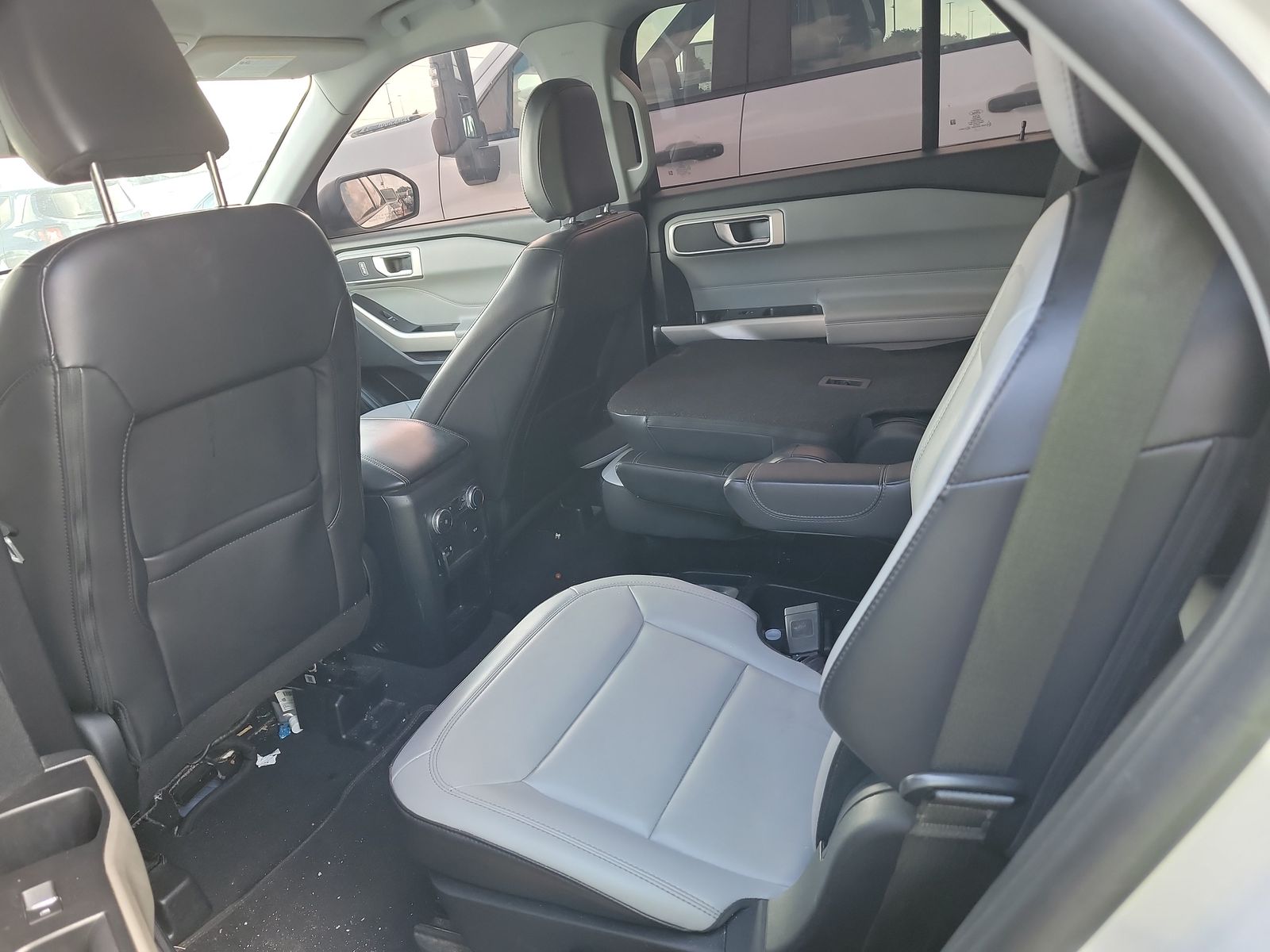 2021 Ford Explorer XLT RWD