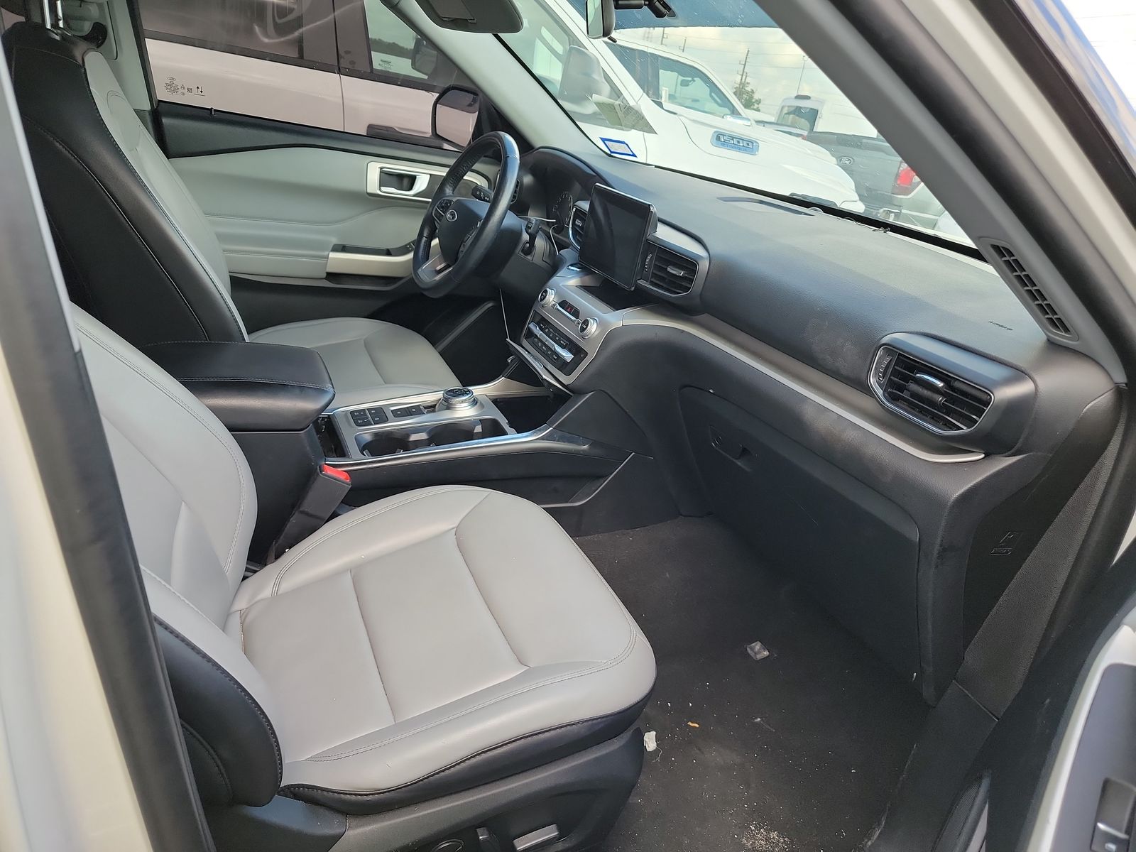 2021 Ford Explorer XLT RWD