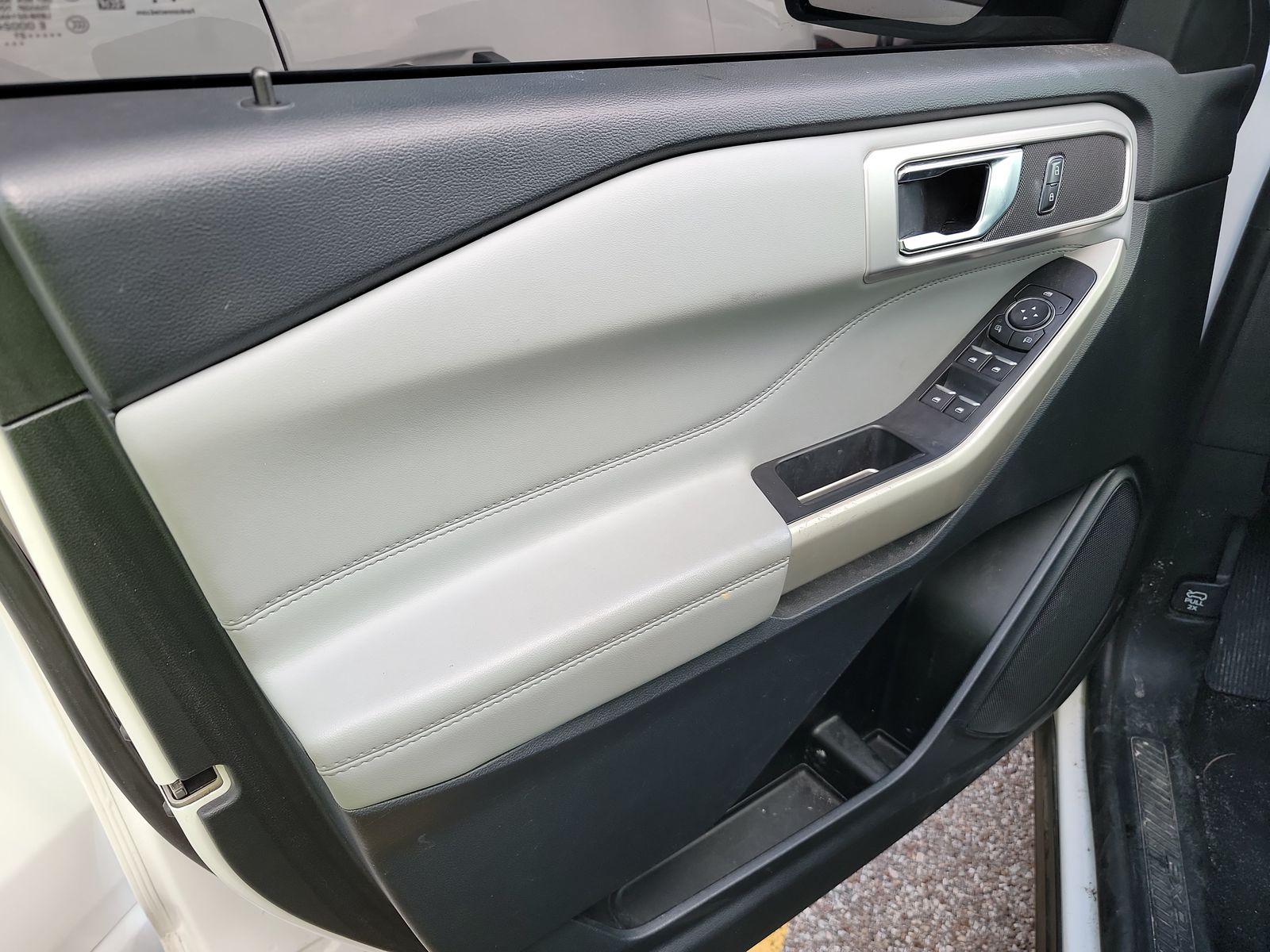 2021 Ford Explorer XLT RWD