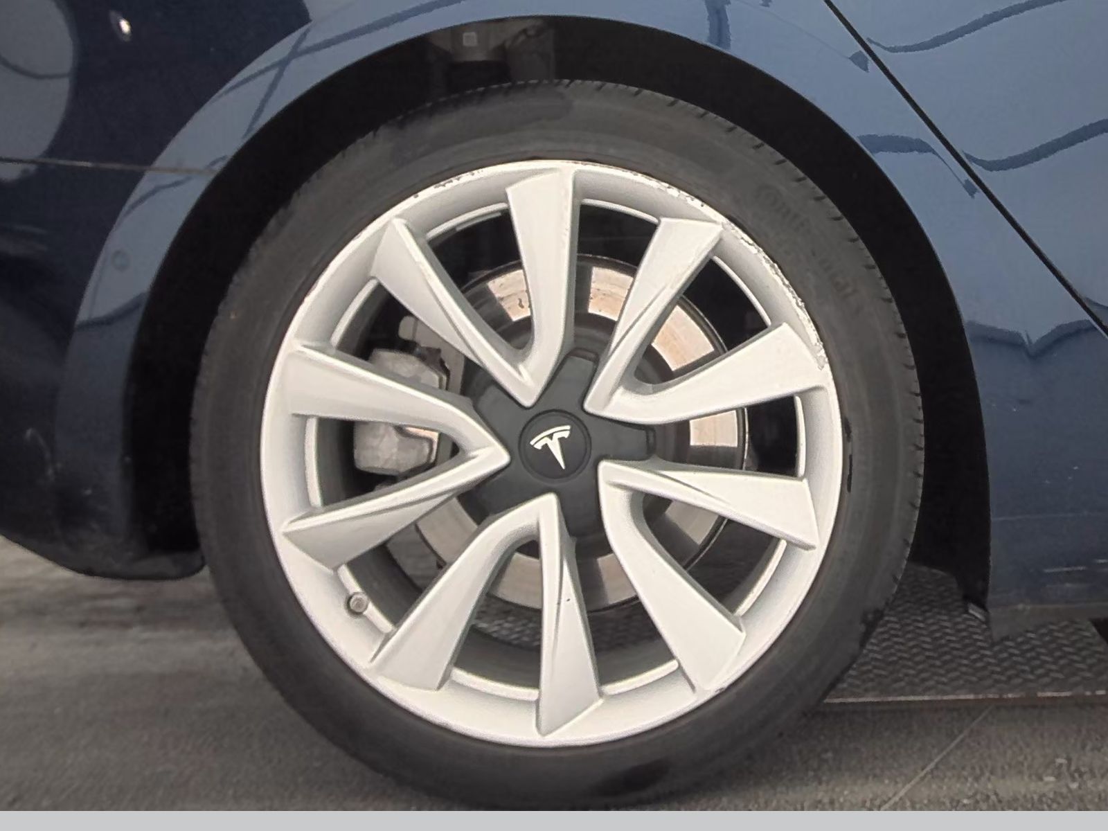 2018 Tesla Model 3 Long Range RWD