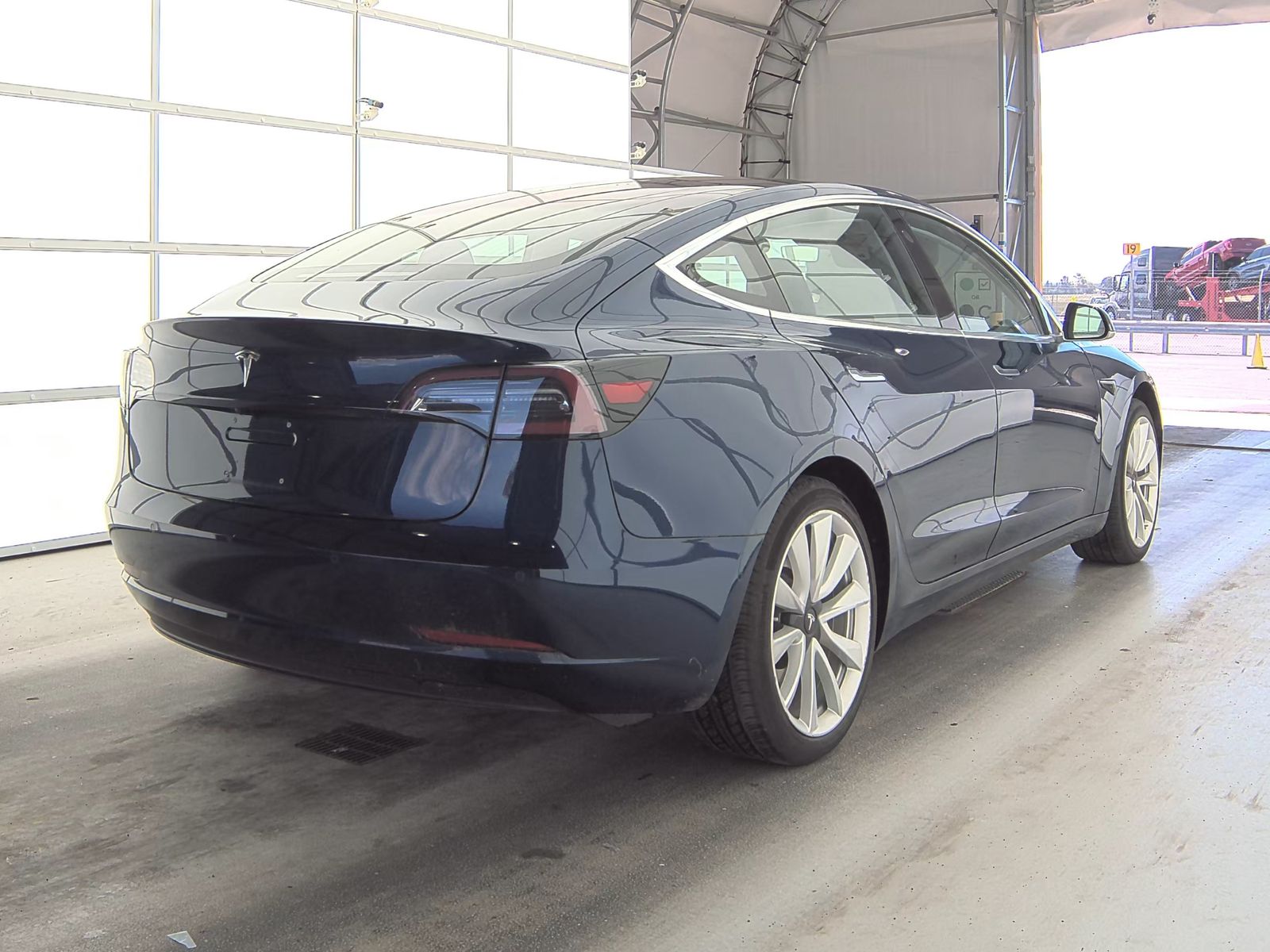 2018 Tesla Model 3 Long Range RWD