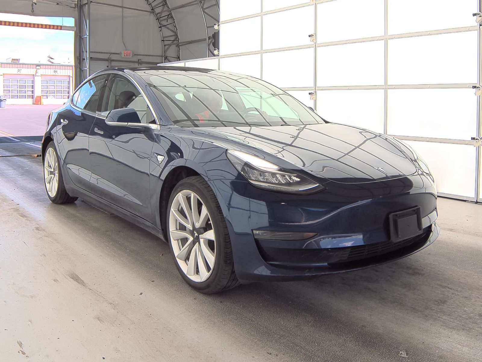 2018 Tesla Model 3 Long Range RWD