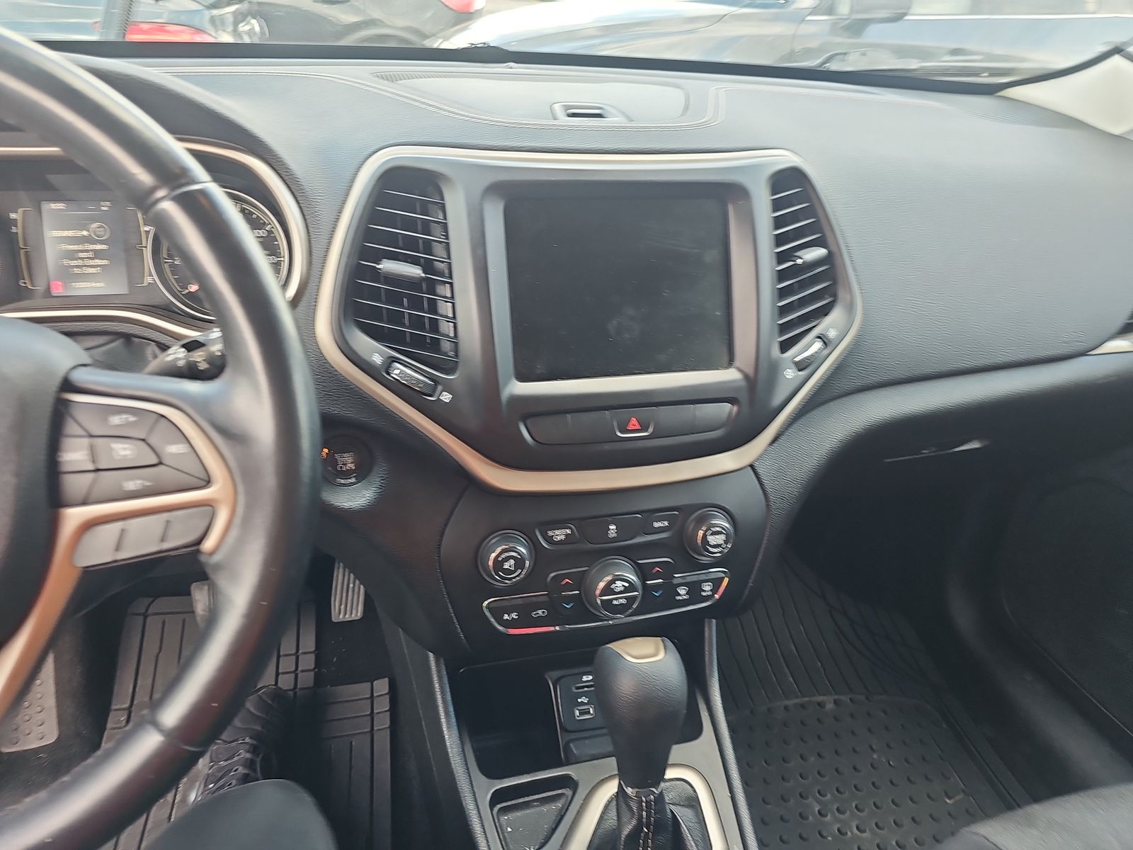 2014 Jeep Cherokee Latitude FWD