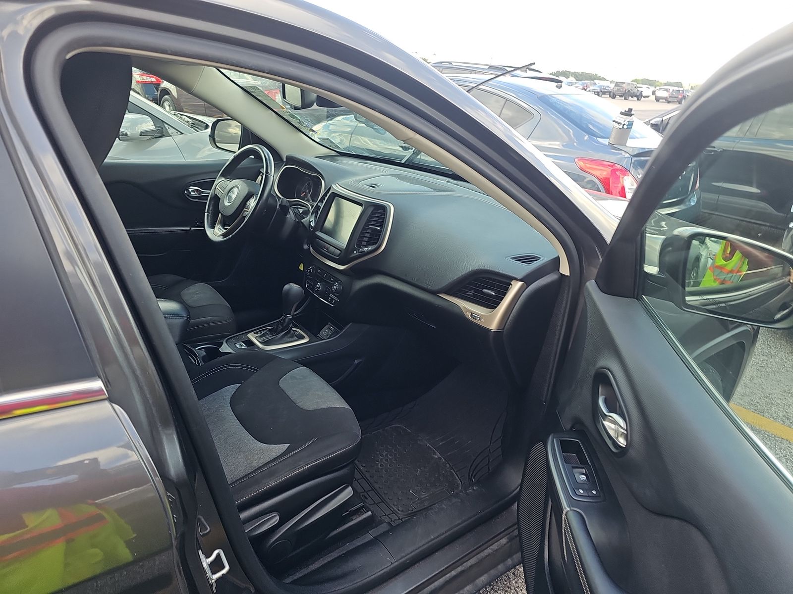 2014 Jeep Cherokee Latitude FWD