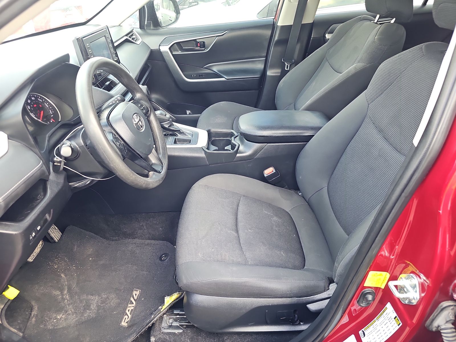 2021 Toyota RAV4 LE FWD