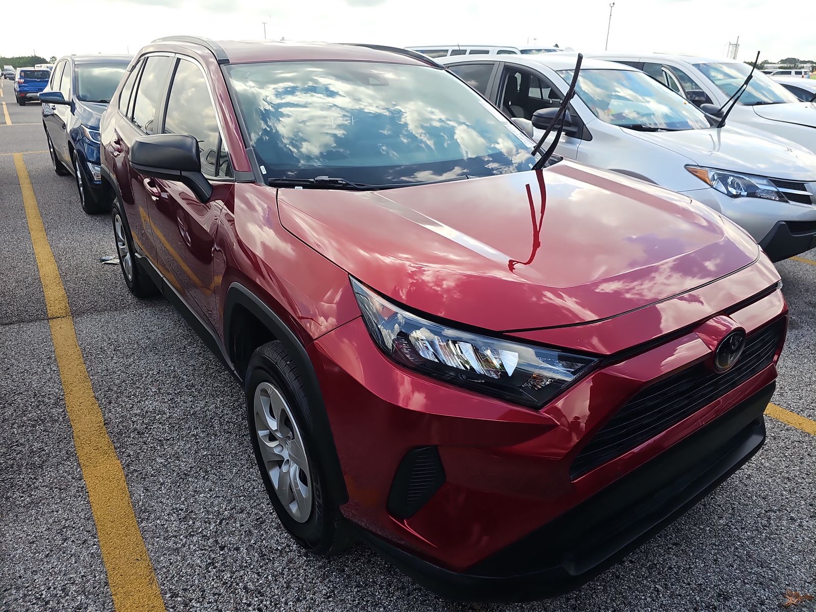 2021 Toyota RAV4 LE FWD