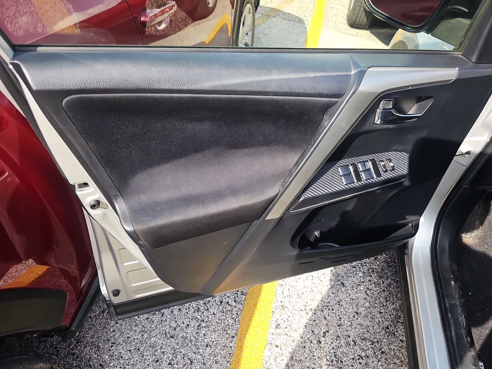 2014 Toyota RAV4 XLE FWD