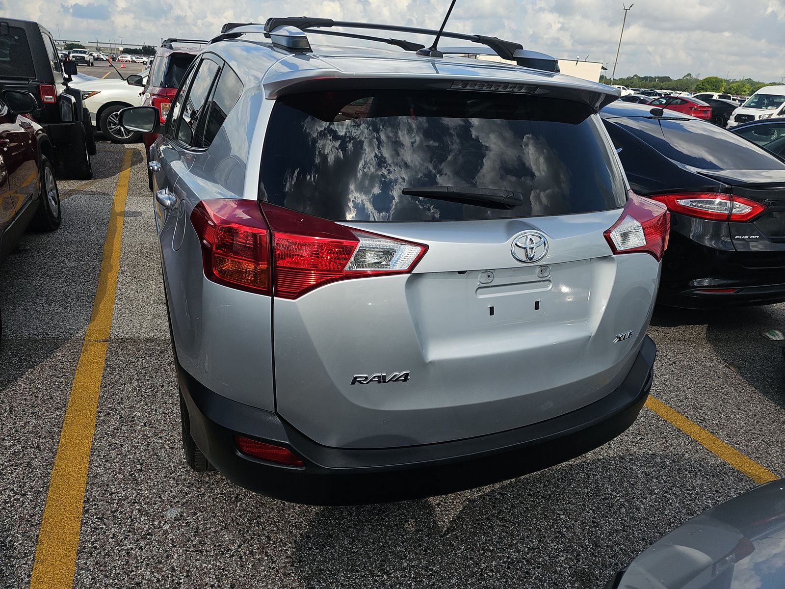 2014 Toyota RAV4 XLE FWD