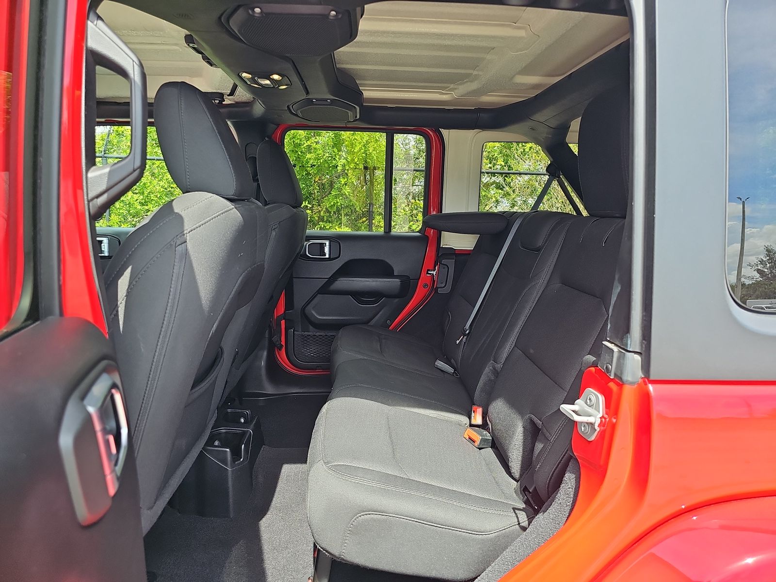 2020 Jeep Wrangler Unlimited Sahara AWD