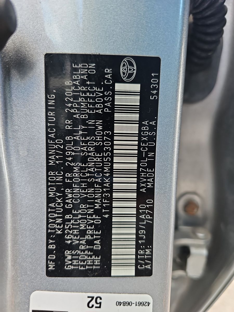 2021 Toyota Camry Hybrid XLE FWD