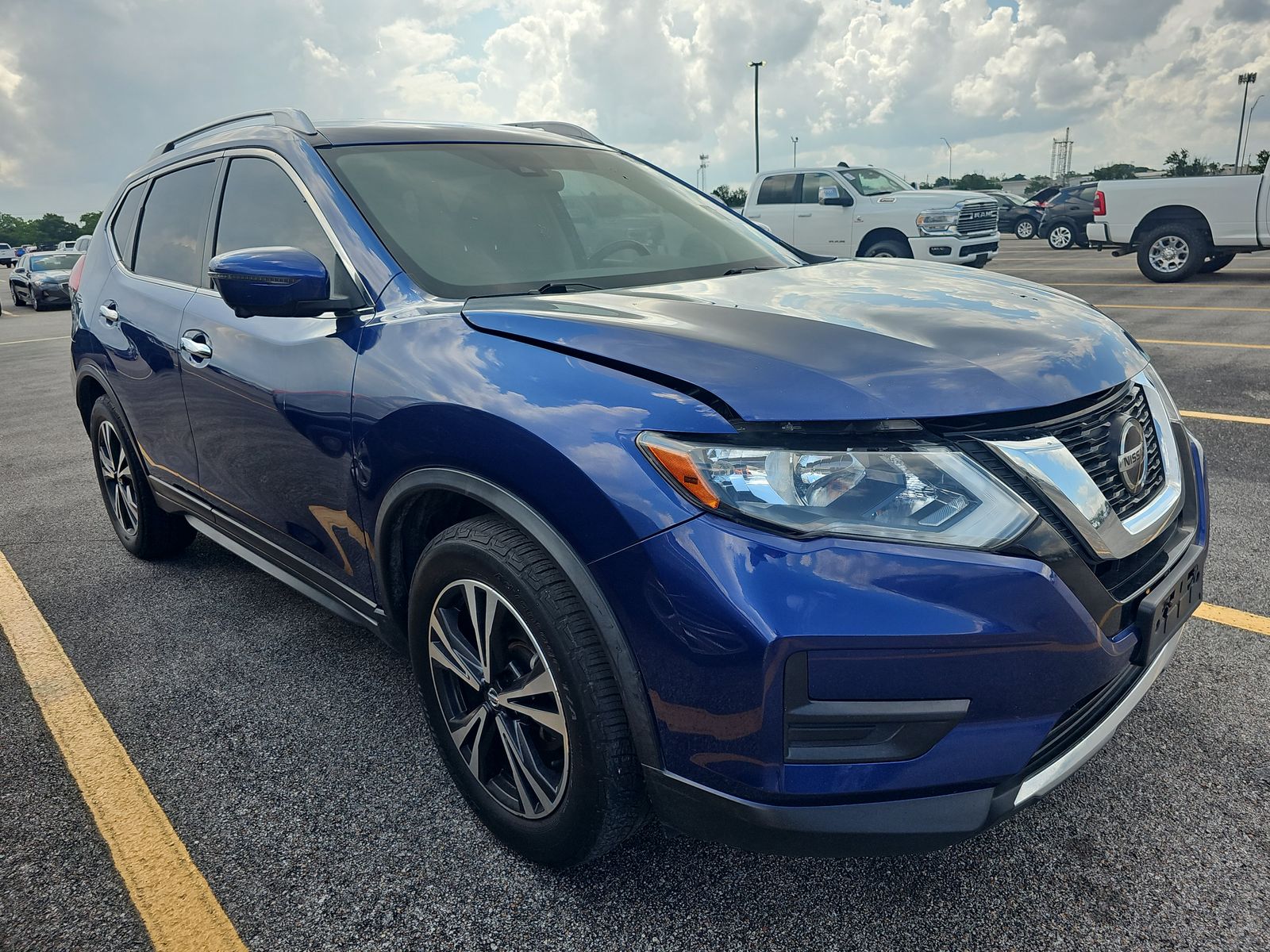 2019 Nissan Rogue SV FWD