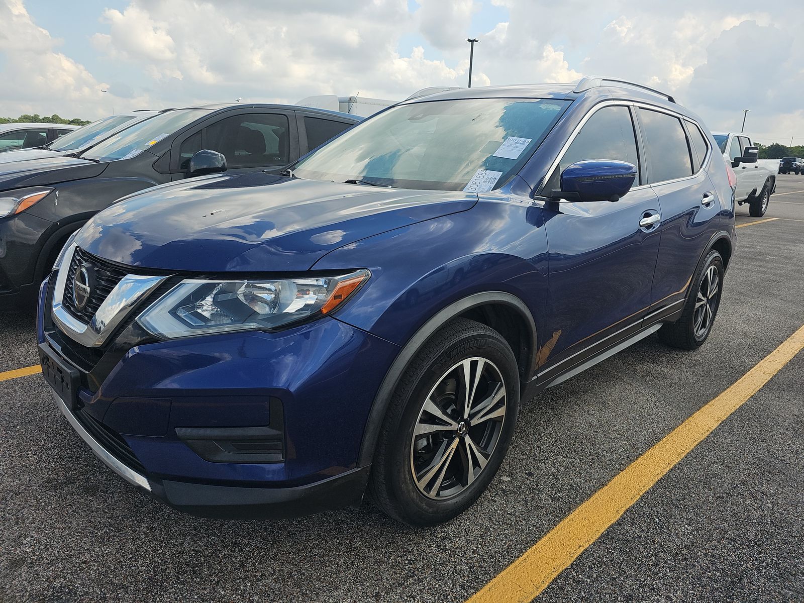 2019 Nissan Rogue SV FWD