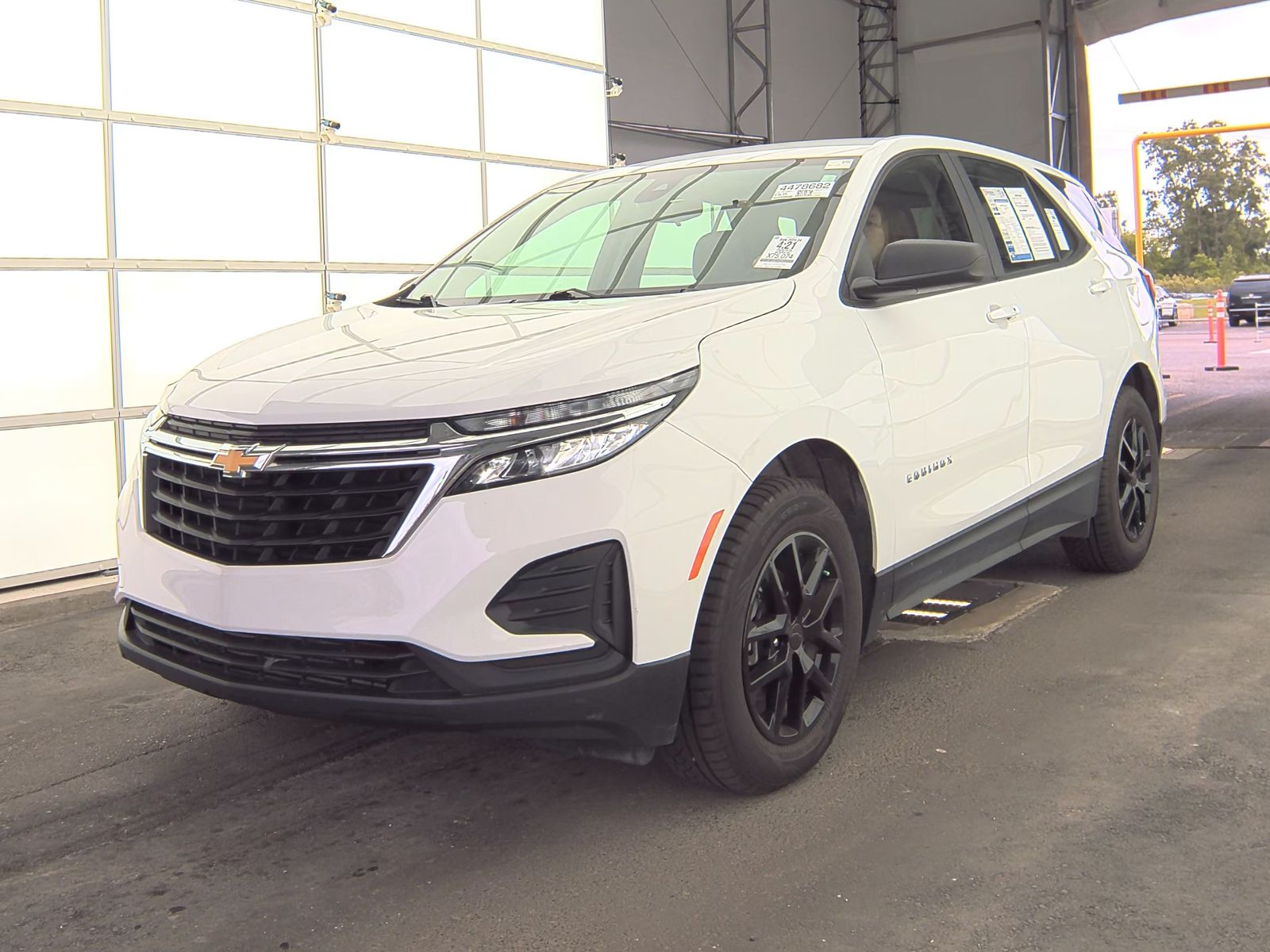 2022 Chevrolet Equinox LS AWD