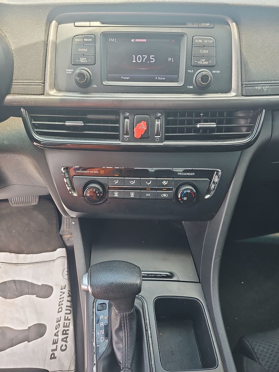 2017 Kia Optima LX FWD