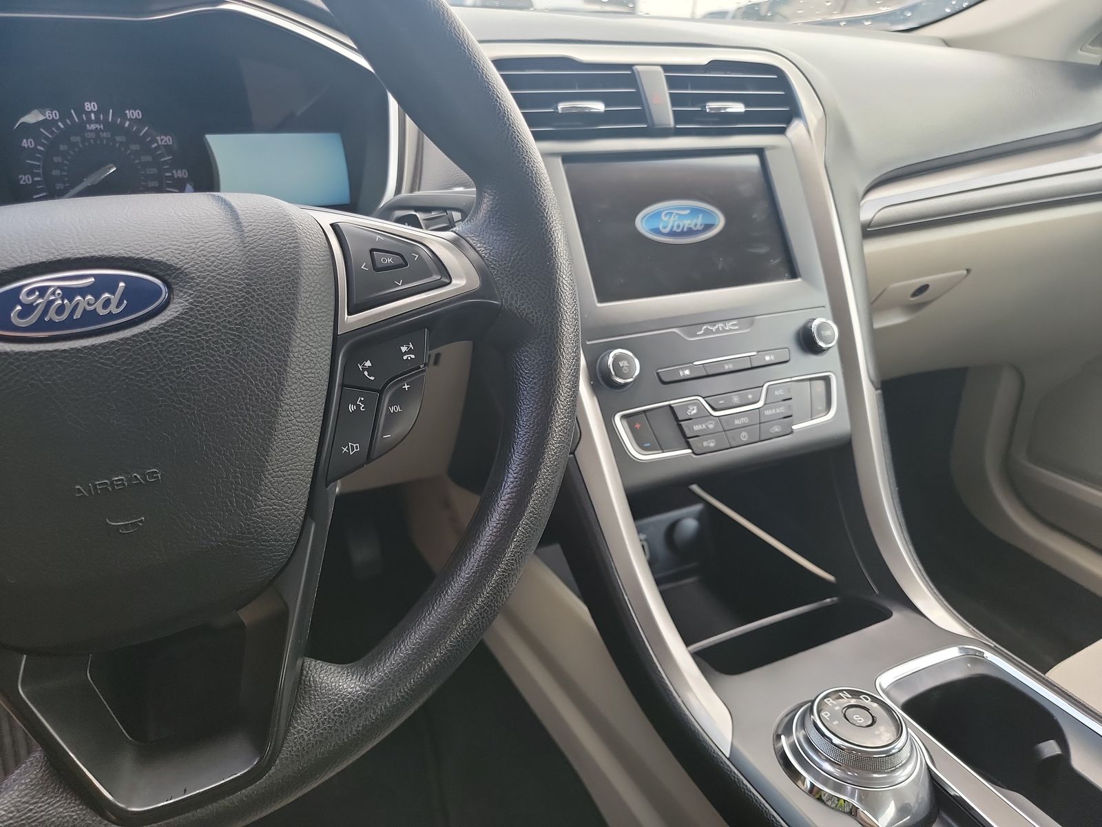 2019 Ford Fusion SE FWD
