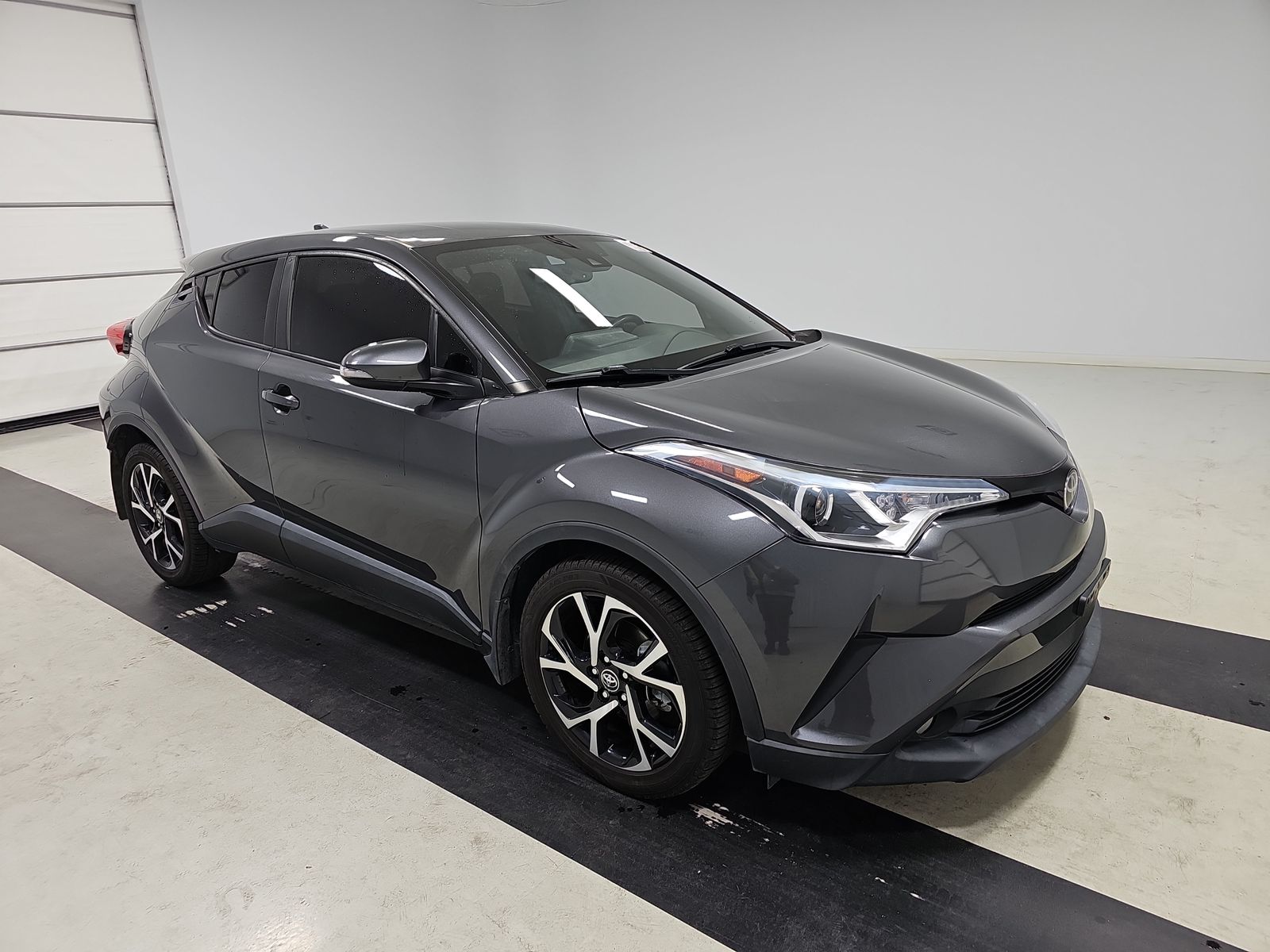 2018 Toyota C-HR XLE Premium FWD