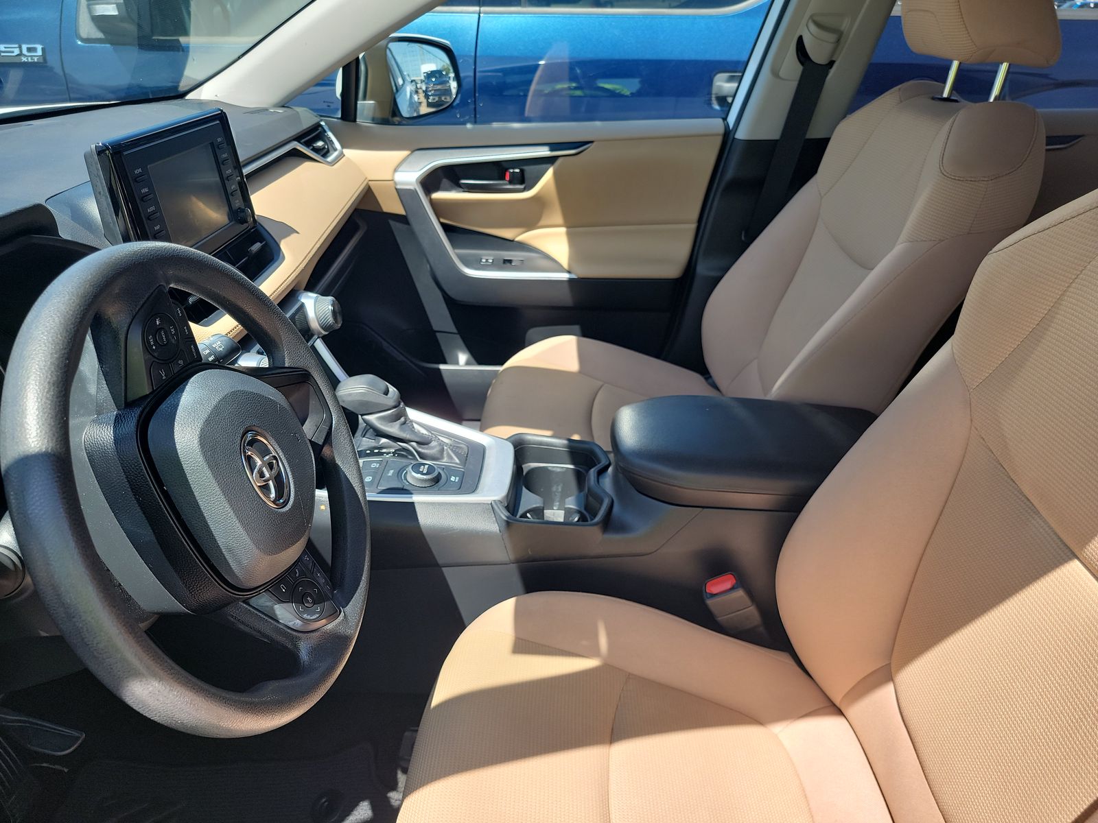 2019 Toyota RAV4 Hybrid LE AWD