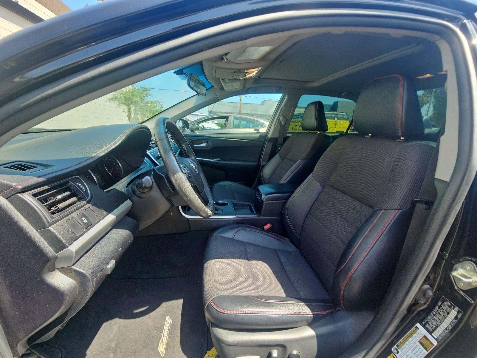 2017 Toyota Camry SE FWD
