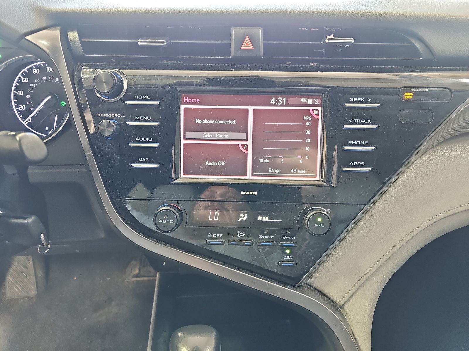 2020 Toyota Camry SE FWD