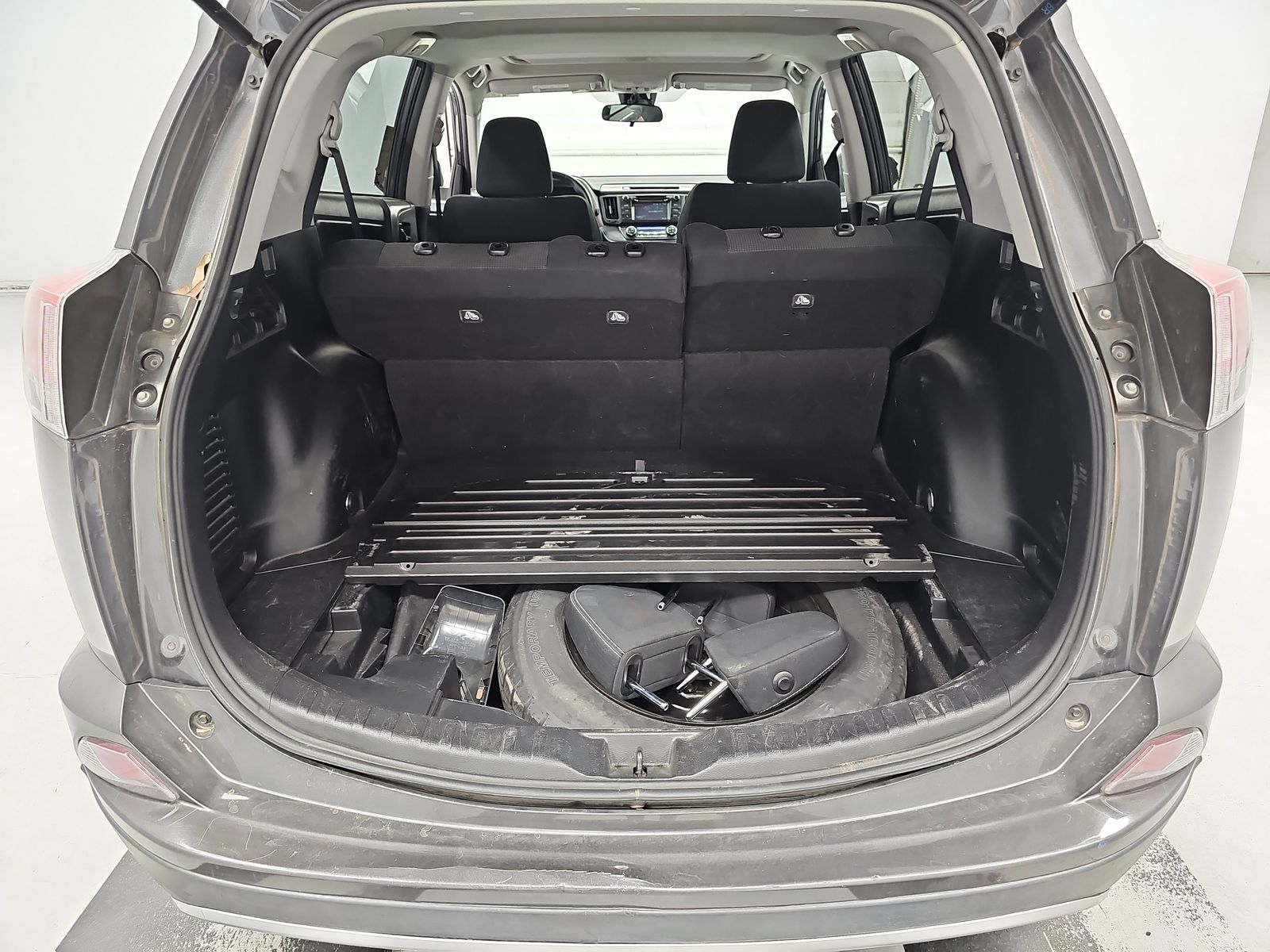 2018 Toyota RAV4 XLE FWD