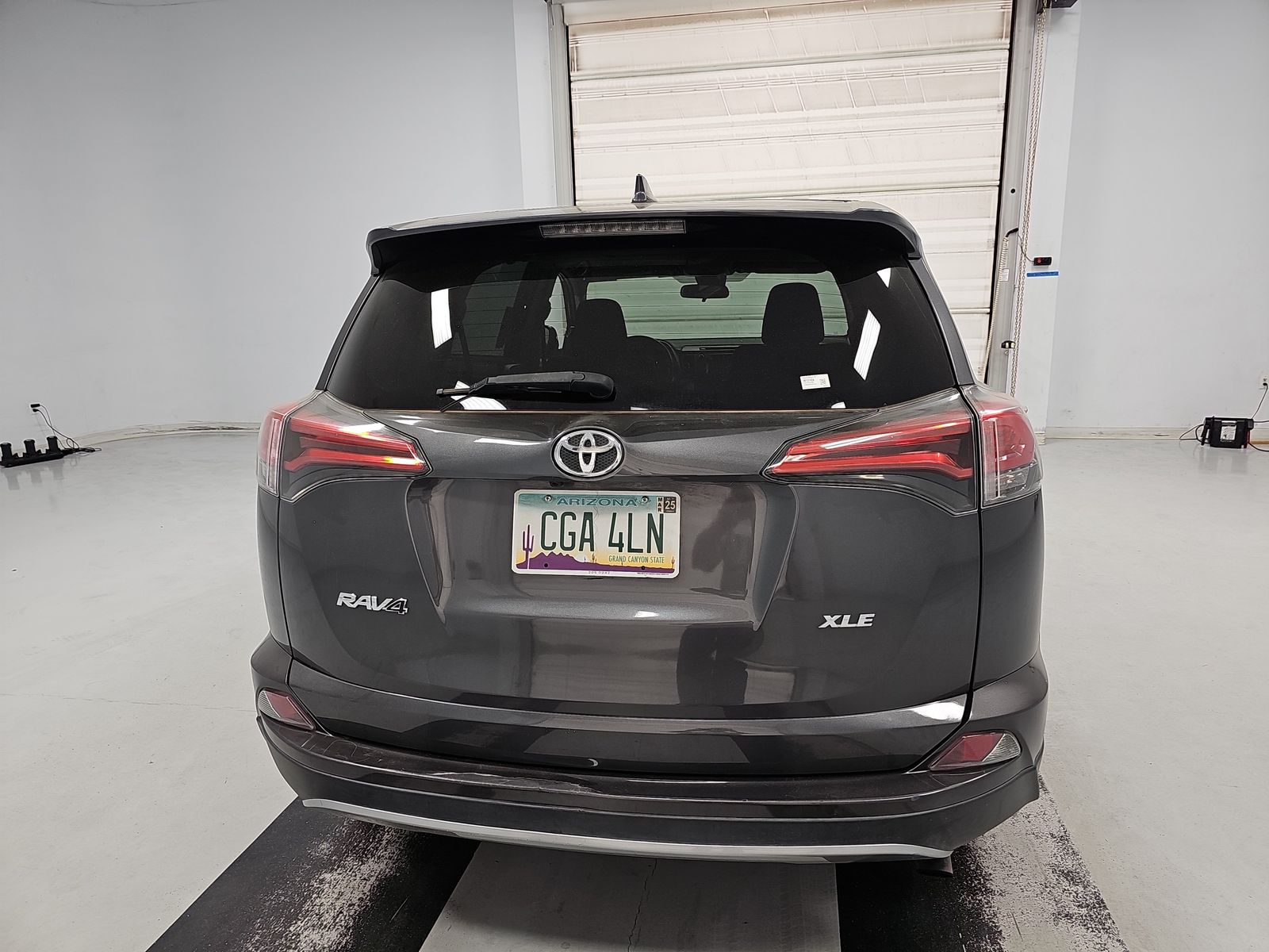 2018 Toyota RAV4 XLE FWD